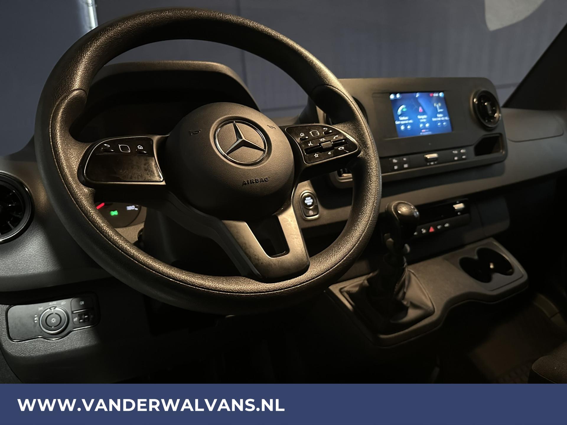 Foto 12 van Mercedes-Benz Sprinter 211 CDI L2H1 Euro6 Airco | Navigatie | MBUX