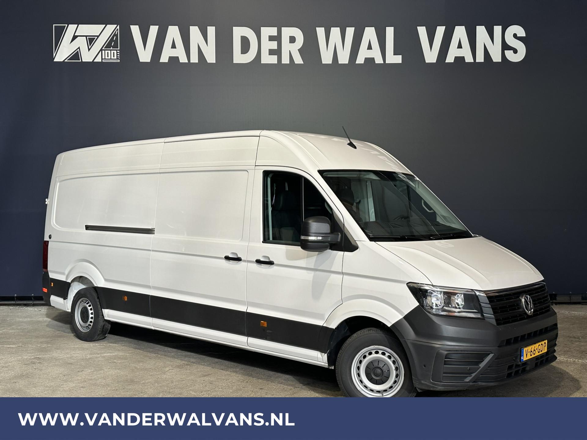 Foto 1 van Volkswagen Crafter 2.0 TDI 140pk L4H3 L3H2 Euro6 Airco | Navigatie | Camera | 270gr achterdeuren