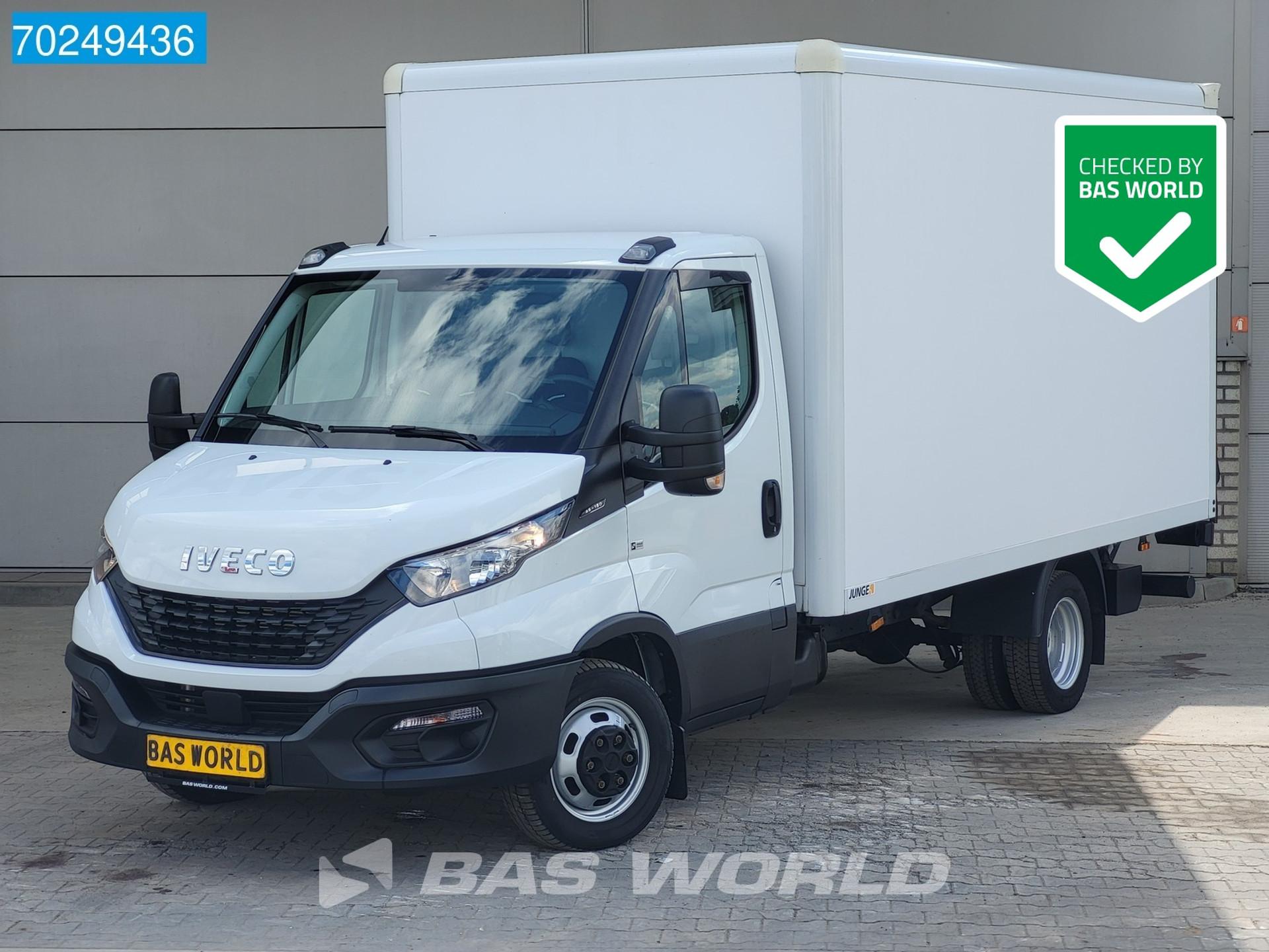 Foto 1 van Iveco Daily 35C16 Bakwagen Laadklep Euro6 Airco Meubelbak Koffer Gesloten laadbak 19m3 Airco