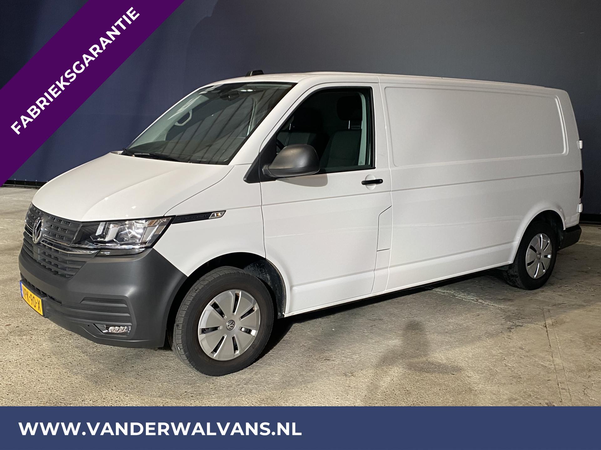 Foto 16 van Volkswagen Transporter 2.0 TDI 110pk L2H1 Euro6 Fabrieksgarantie Airco | Navigatie | Apple Carplay | Trekhaak