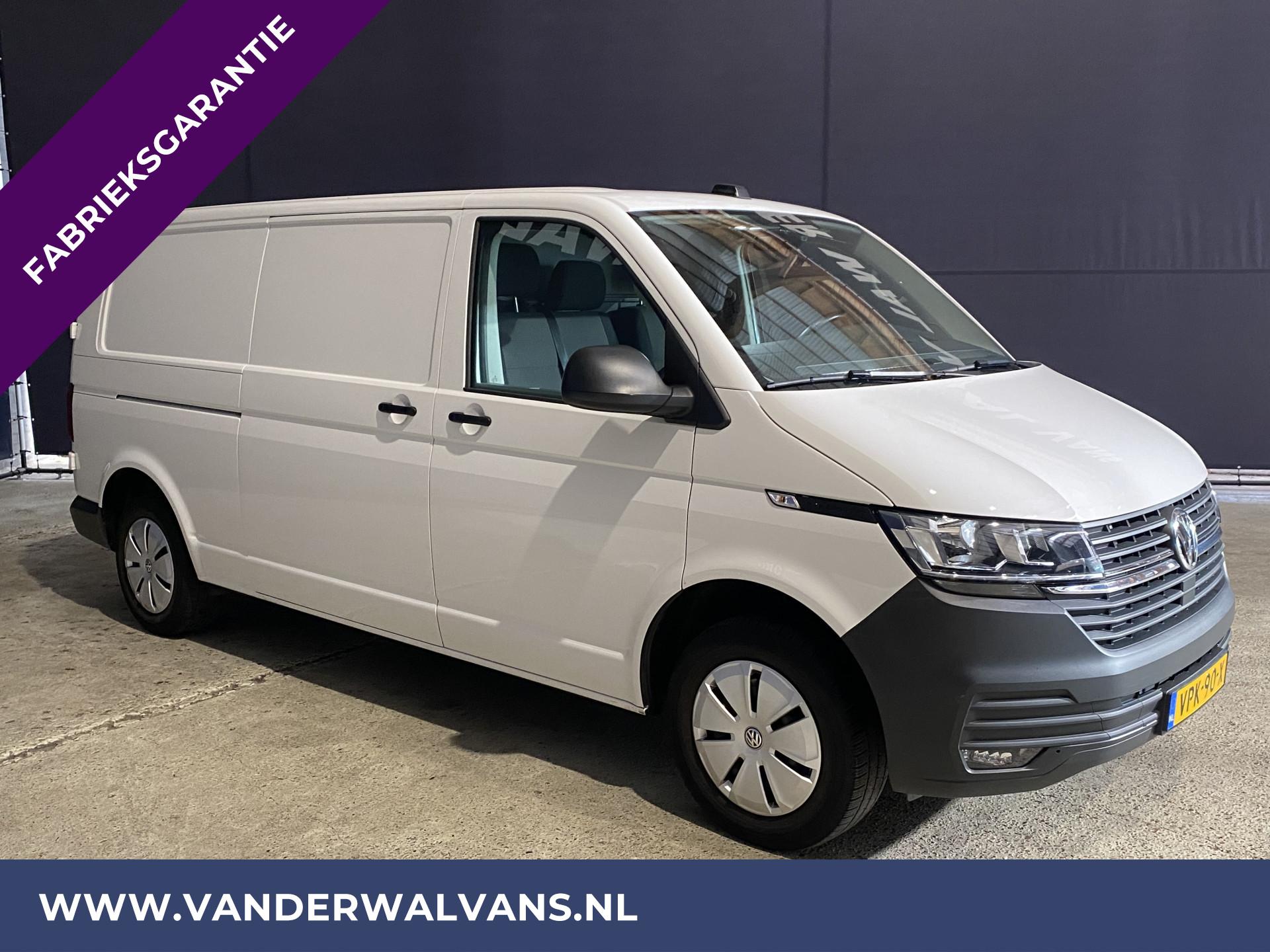 Foto 17 van Volkswagen Transporter 2.0 TDI 110pk L2H1 Euro6 Fabrieksgarantie Airco | Navigatie | Apple Carplay | Trekhaak