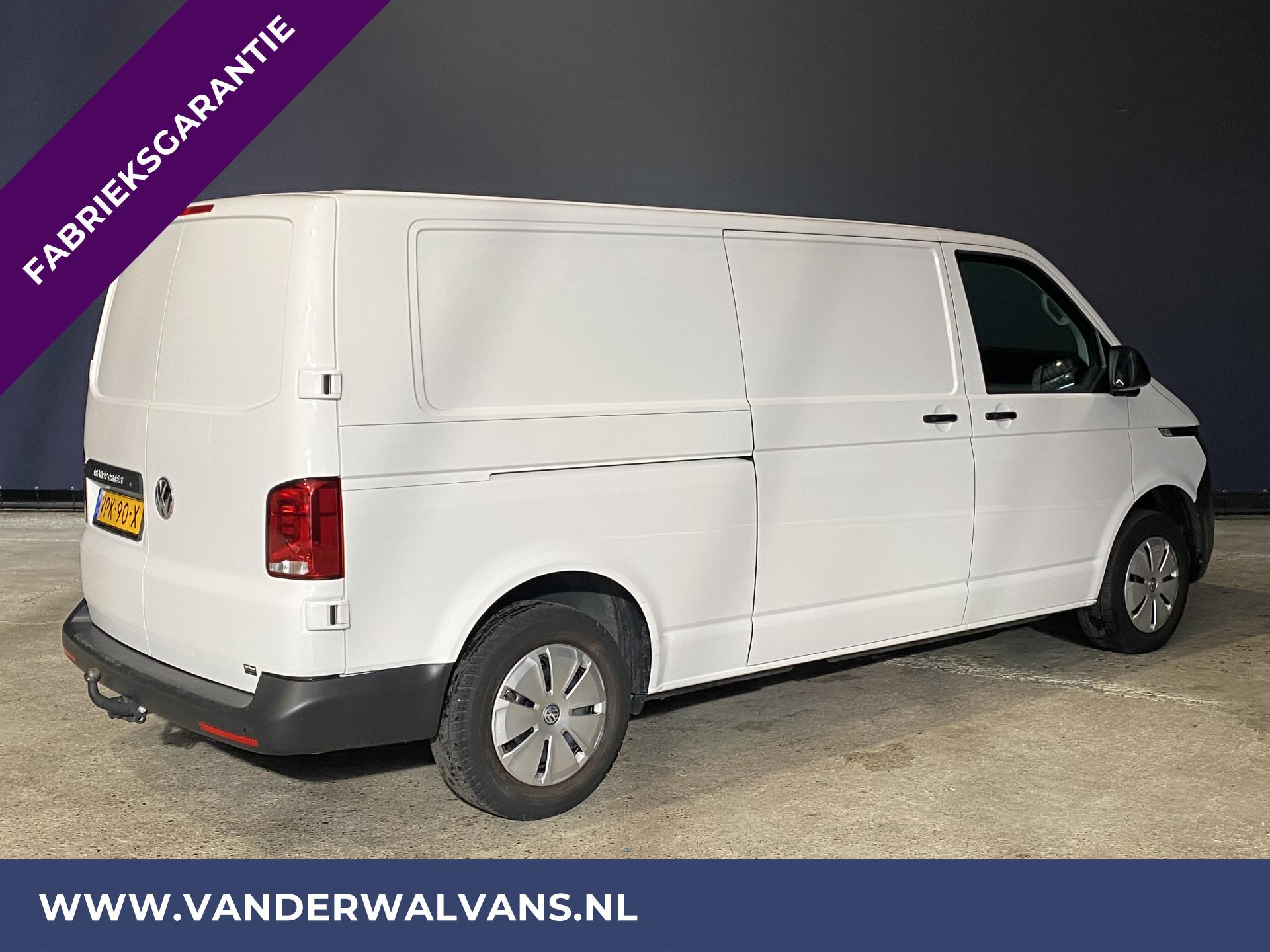 Foto 18 van Volkswagen Transporter 2.0 TDI 110pk L2H1 Euro6 Fabrieksgarantie Airco | Navigatie | Apple Carplay | Trekhaak