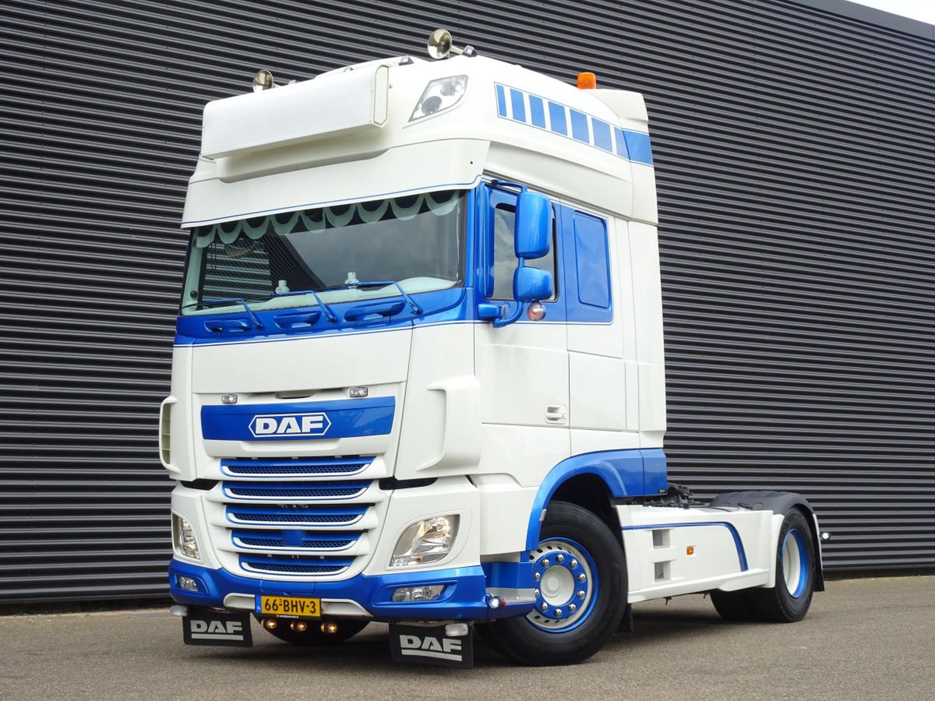 Foto 1 van DAF XF 460 SUPERSPACECAB / 2 TANKS / NL TRUCK!