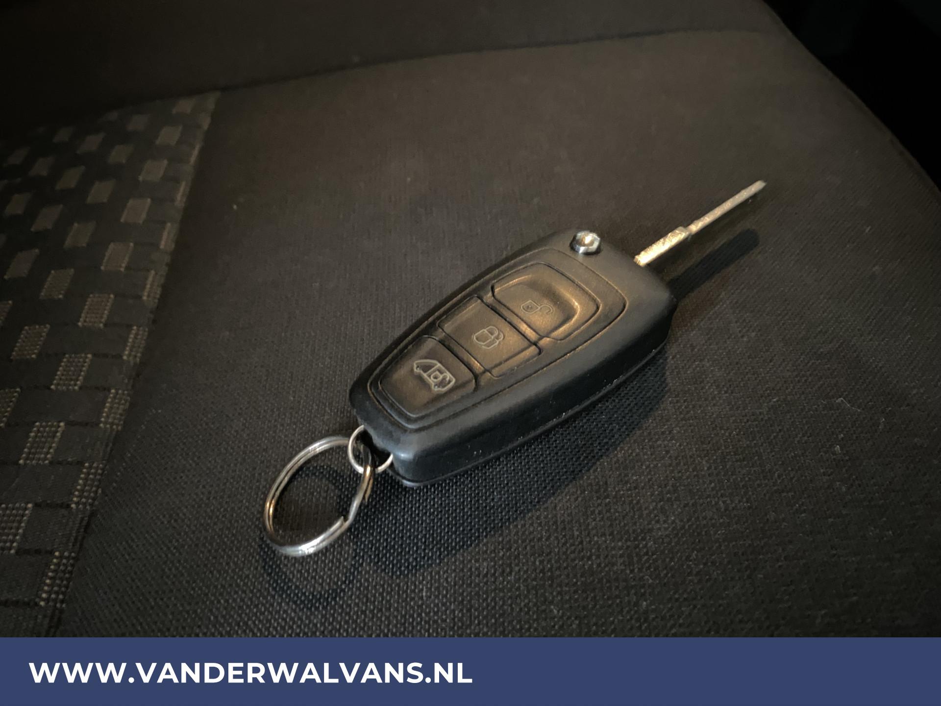 Foto 19 van Ford Transit 2.0TDCI 130pk L2H2 Euro6 Airco | Cruise | Apple carplay