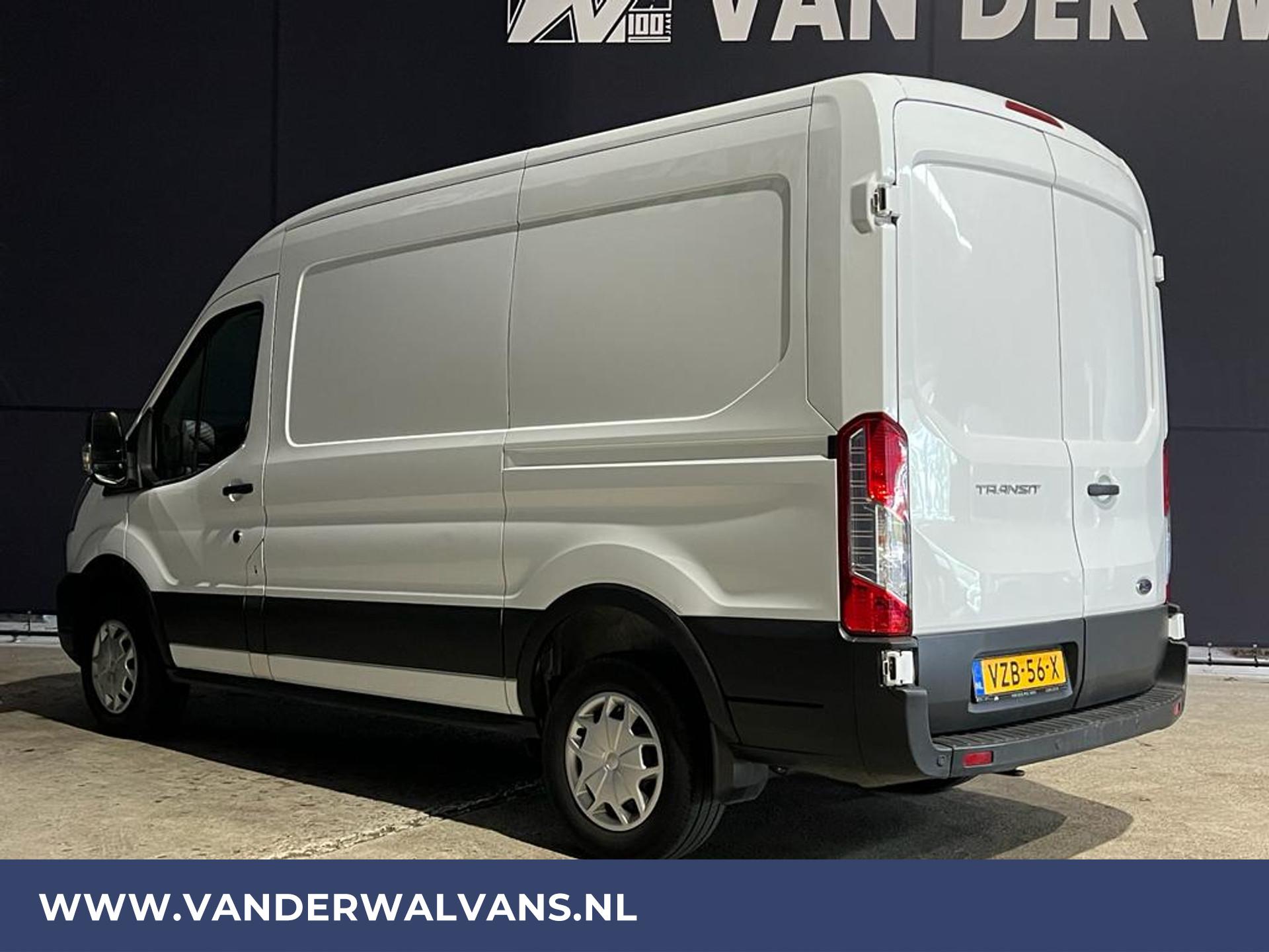 Foto 2 van Ford Transit 2.0TDCI 130pk L2H2 Euro6 Airco | Cruise | Apple carplay
