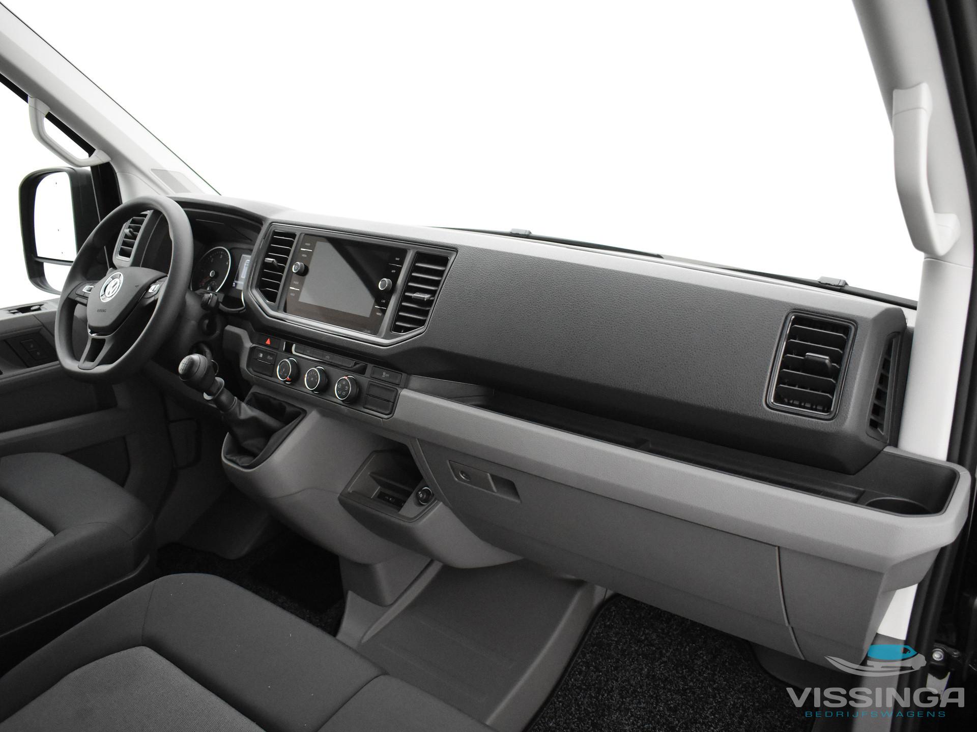 Foto 11 van Volkswagen Crafter 35 2.0 TDI L3H3 140 pk