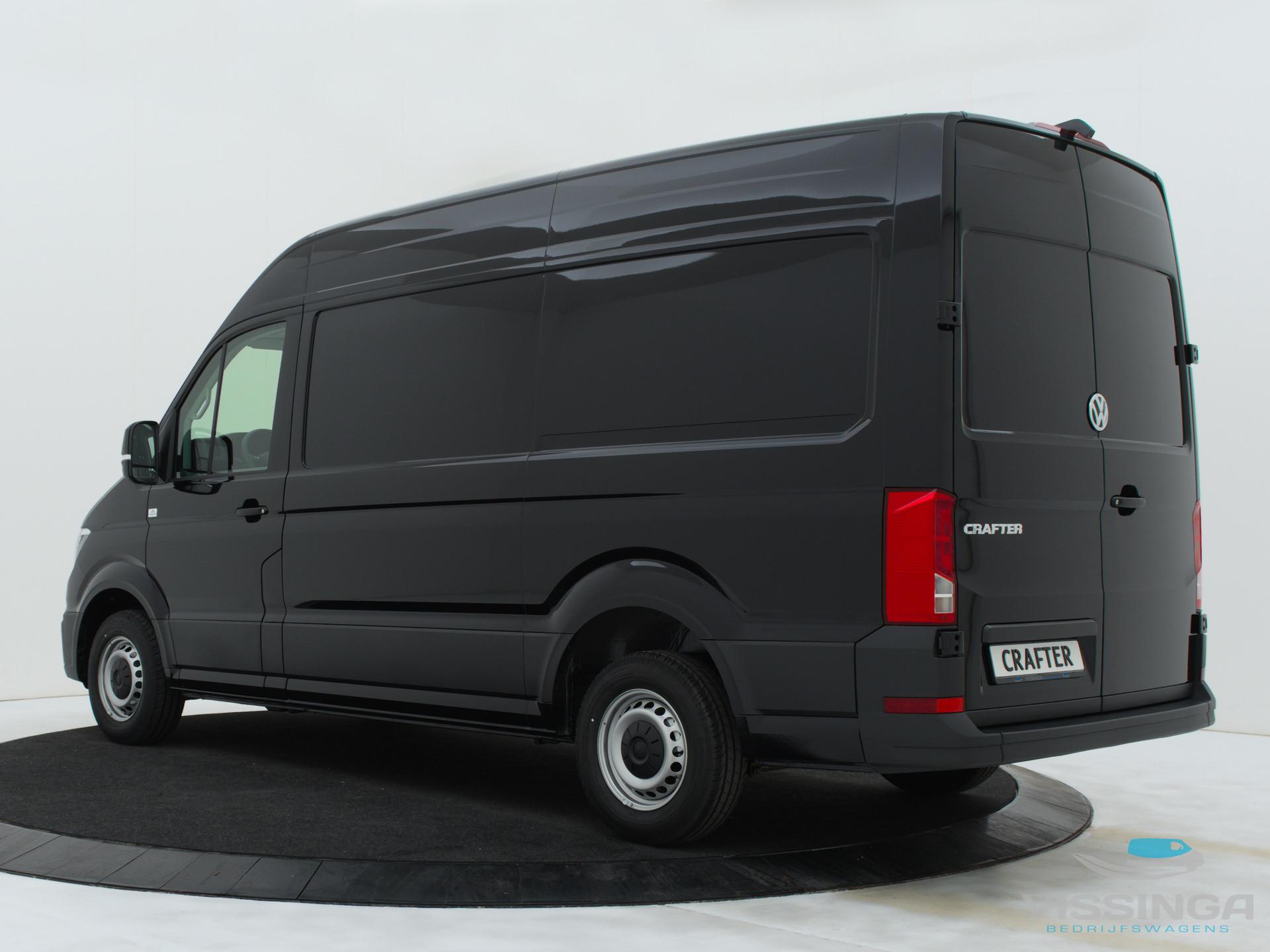 Foto 15 van Volkswagen Crafter 35 2.0 TDI L3H3 140 pk