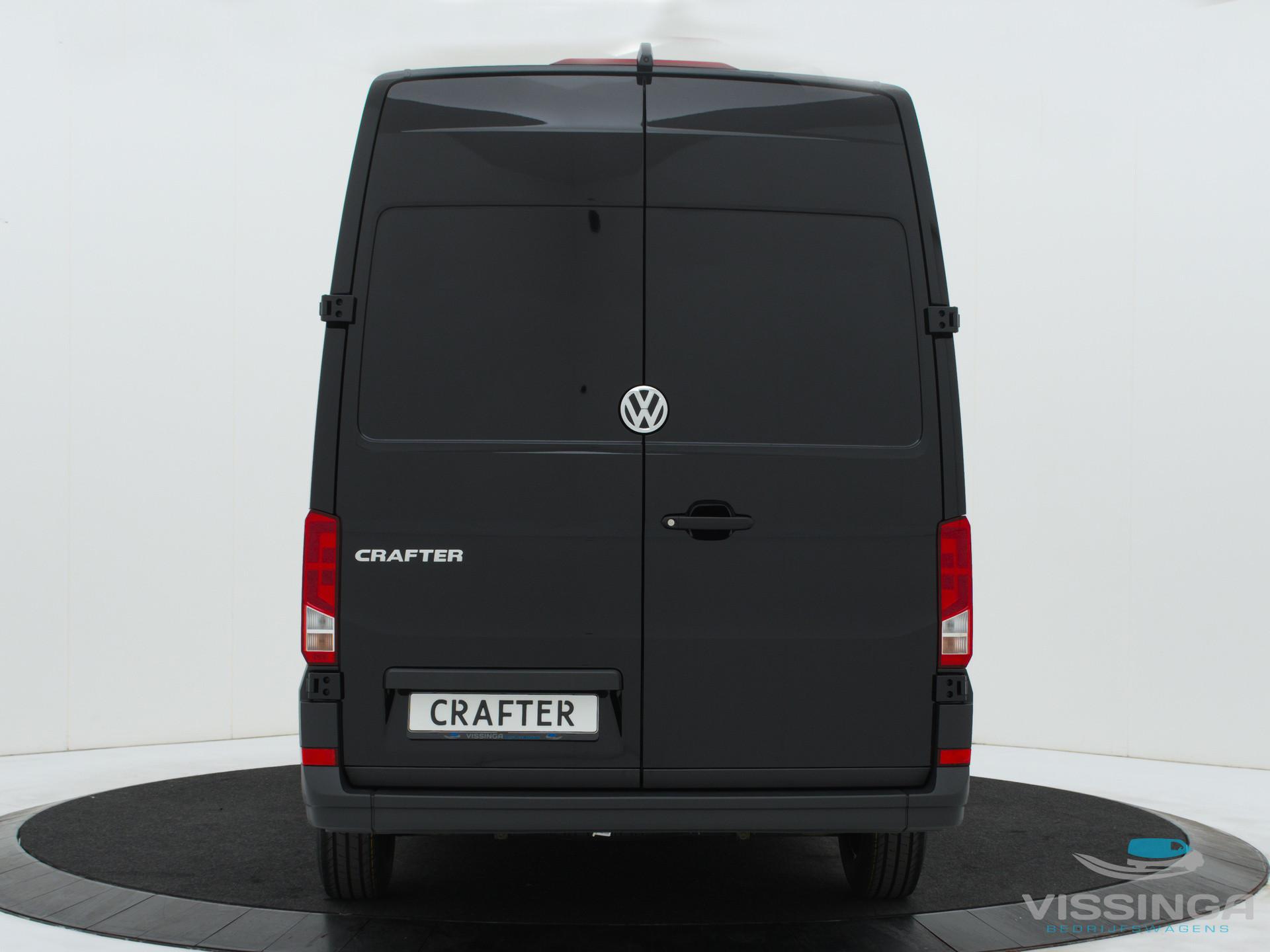 Foto 19 van Volkswagen Crafter 35 2.0 TDI L3H3 140 pk