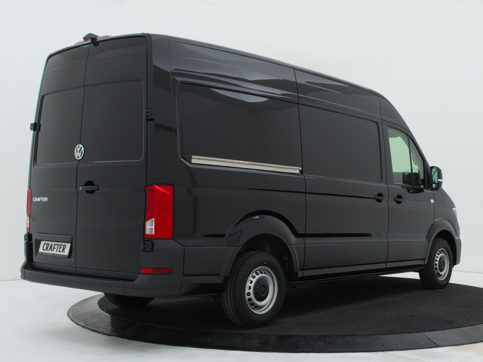 Foto 24 van Volkswagen Crafter 35 2.0 TDI L3H3 140 pk