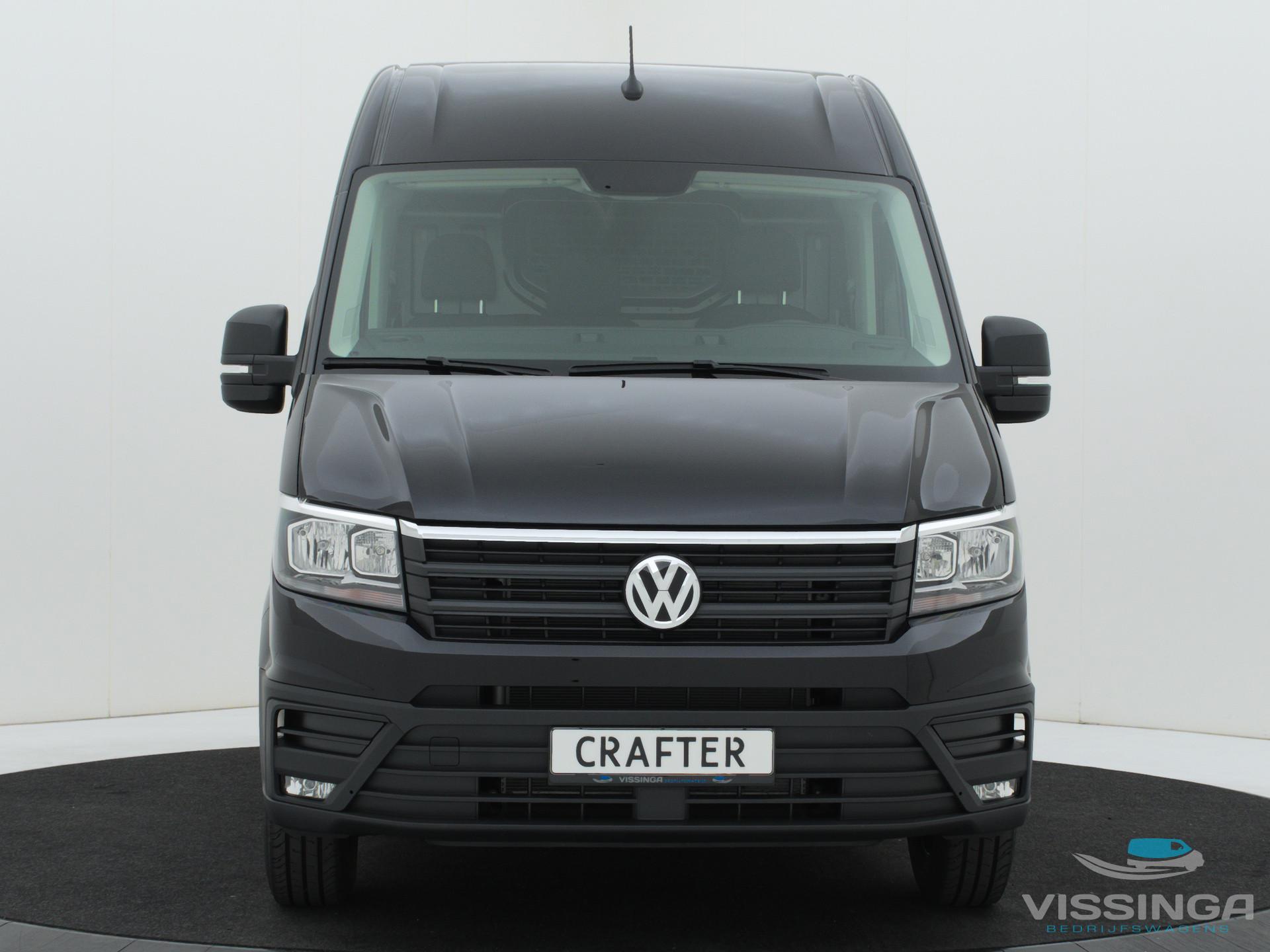 Foto 3 van Volkswagen Crafter 35 2.0 TDI L3H3 140 pk
