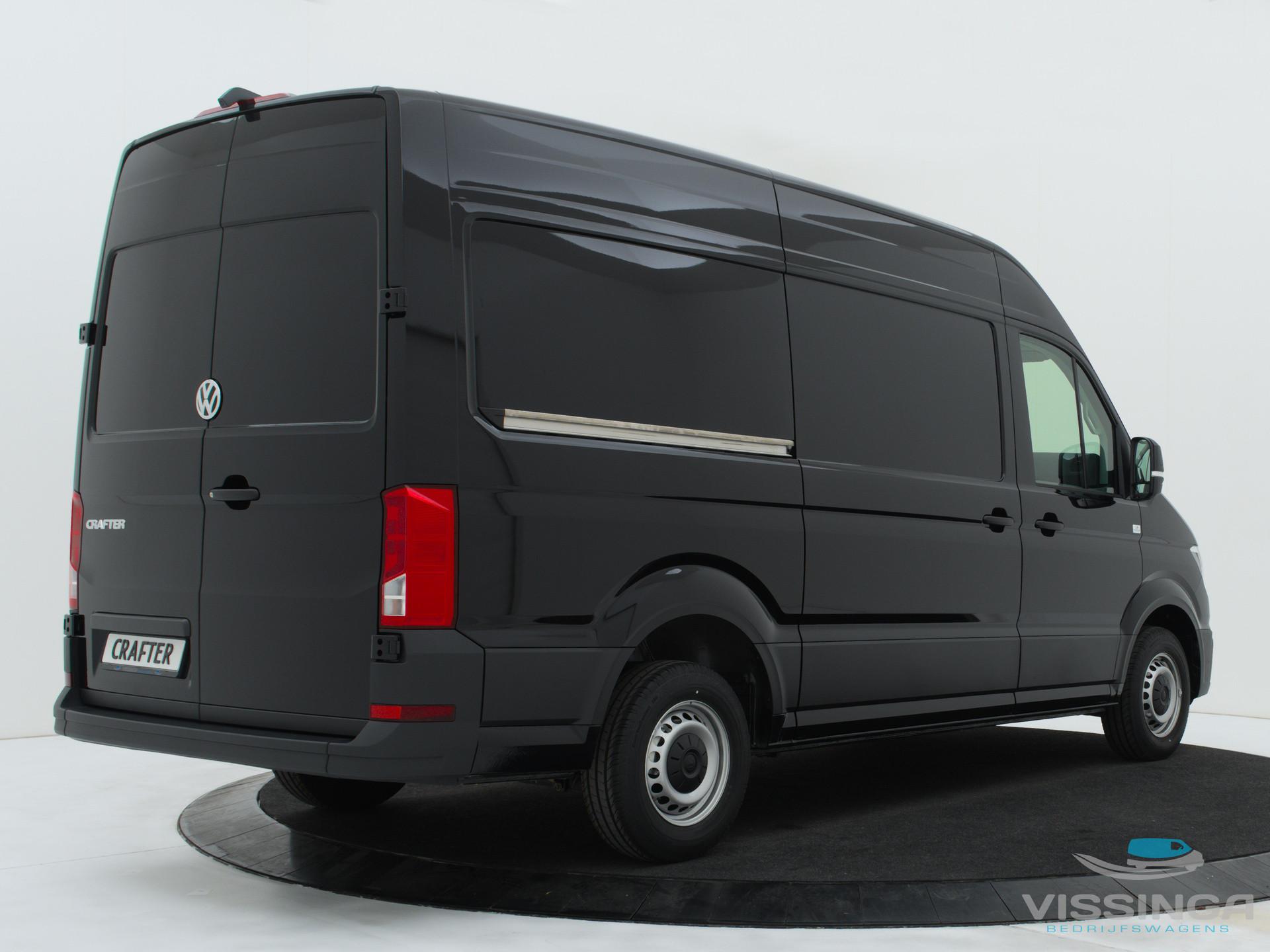 Foto 6 van Volkswagen Crafter 35 2.0 TDI L3H3 140 pk