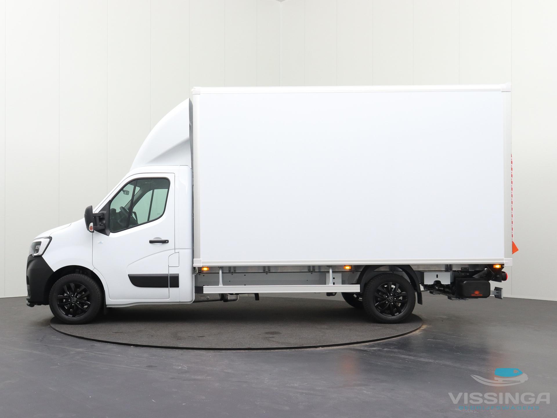 Foto 4 van Renault Master FWD 145 pk Bakwagen Vissinga Special