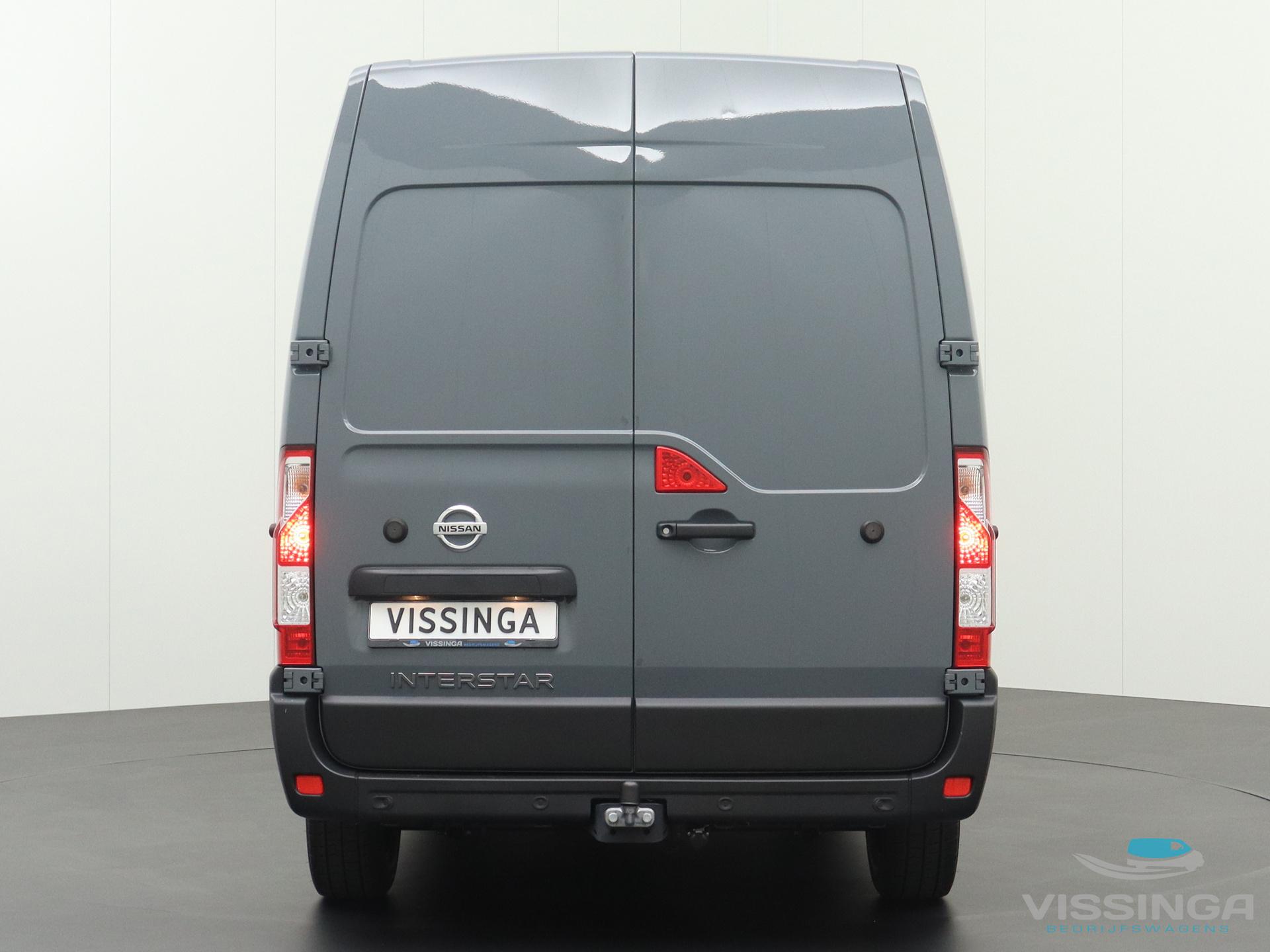 Foto 11 van Nissan Interstar 2.3 dCi L3H2 150 pk Vissinga Special DEMO