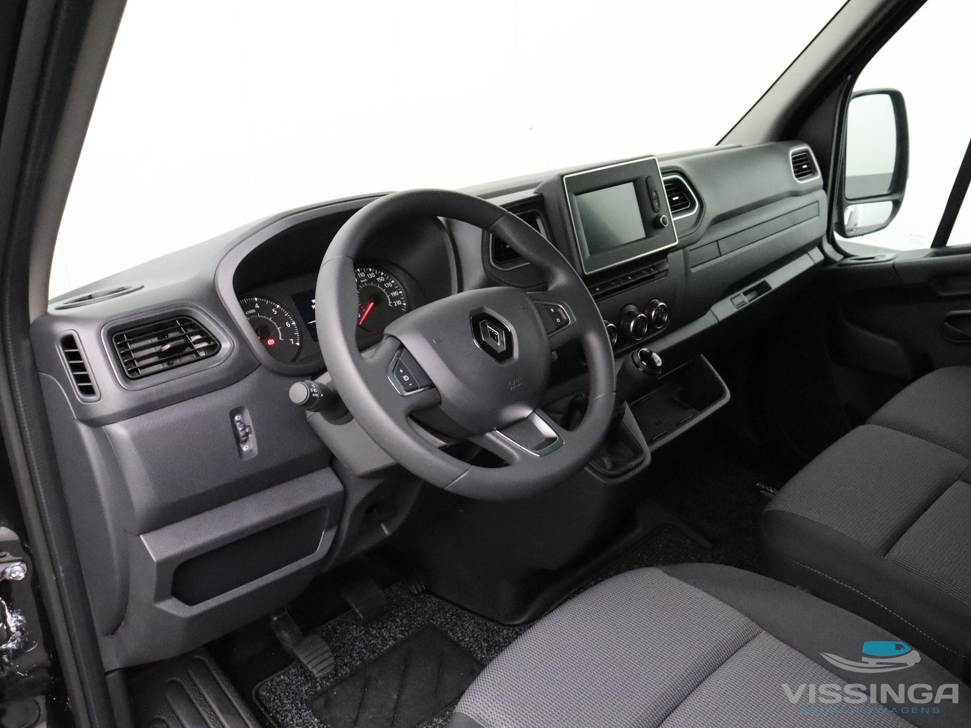 Foto 8 van Renault Master T35 2.3 dCi L2H2 180 pk B-Edition