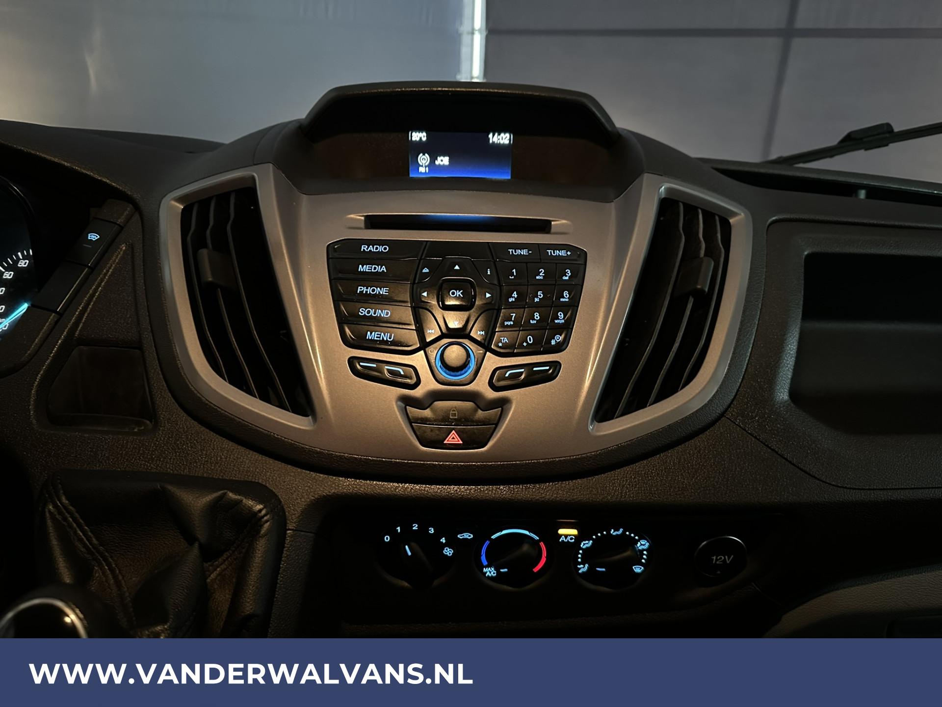 Foto 4 van Ford Transit 2.0 TDCI 131pk L3H3 Euro6 Airco | Camera | LED | Cruisecontrol