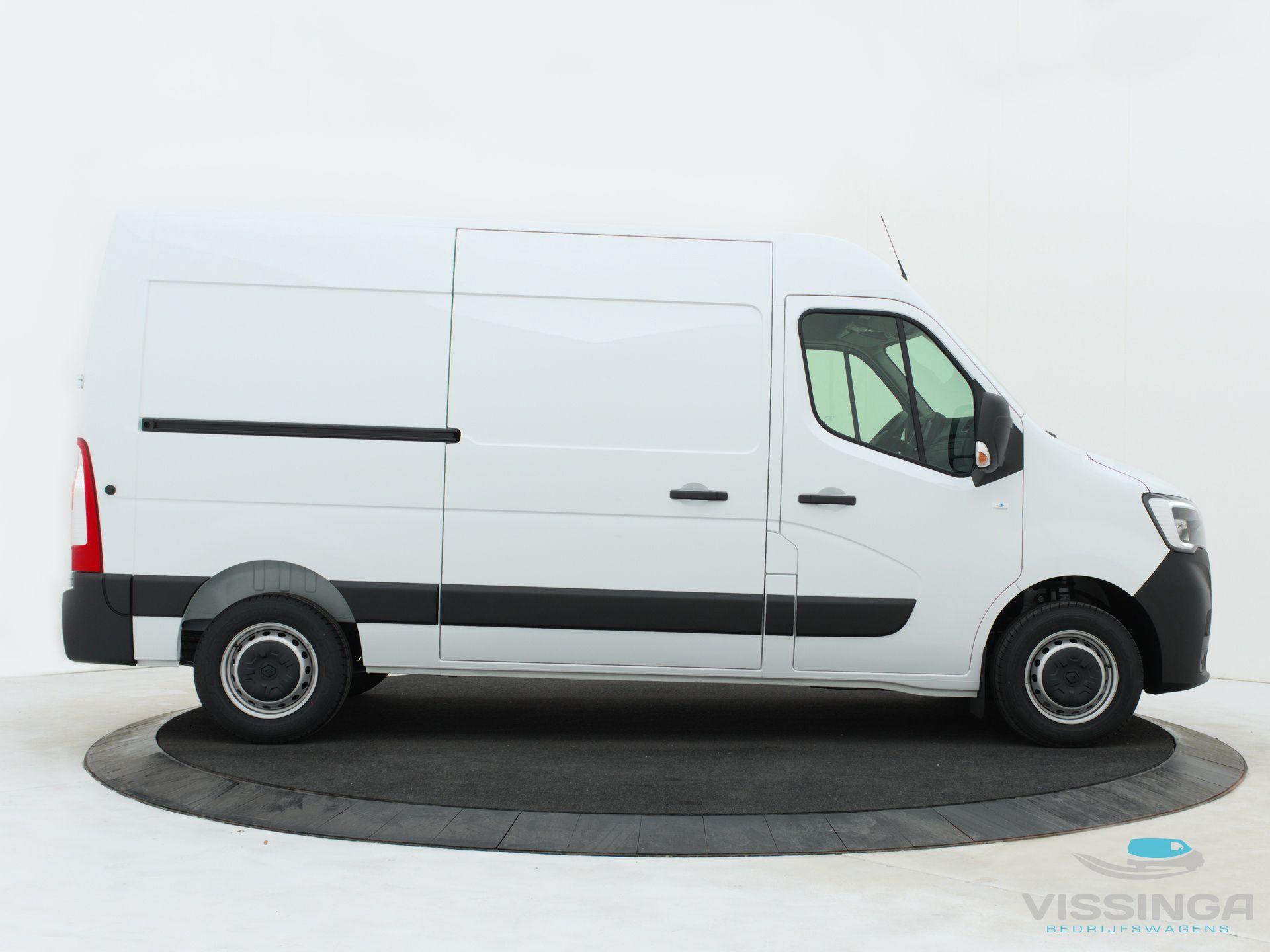 Foto 3 van Renault Master T35 2.3 dCi L2H2 135 pk Twin-Turbo