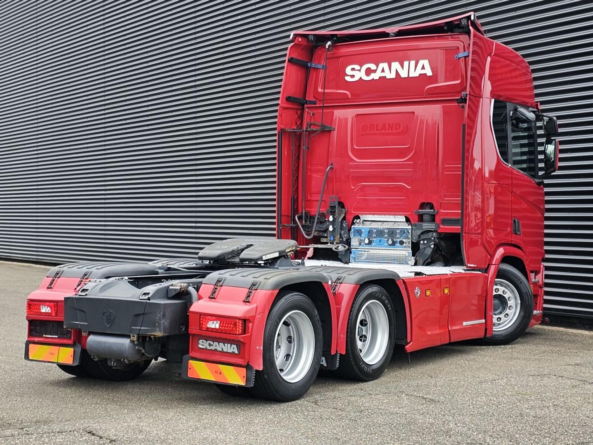 Foto 4 van Scania R580 V8 6X2 BOOGIE / RETARDER / FULL AIR