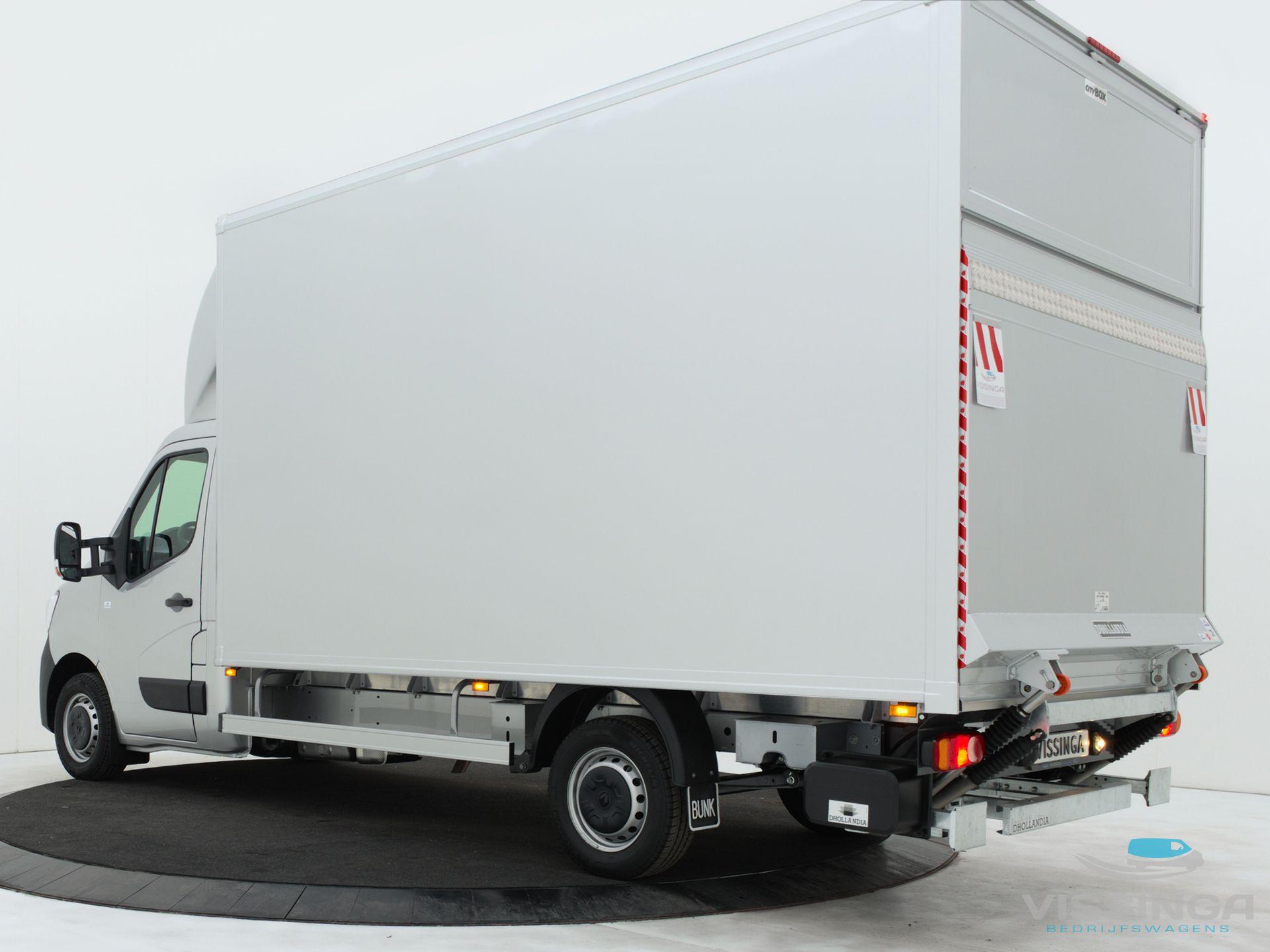 Foto 8 van Renault Master FWD 145 pk Bakwagen 420x211x232 (20.5 m3)