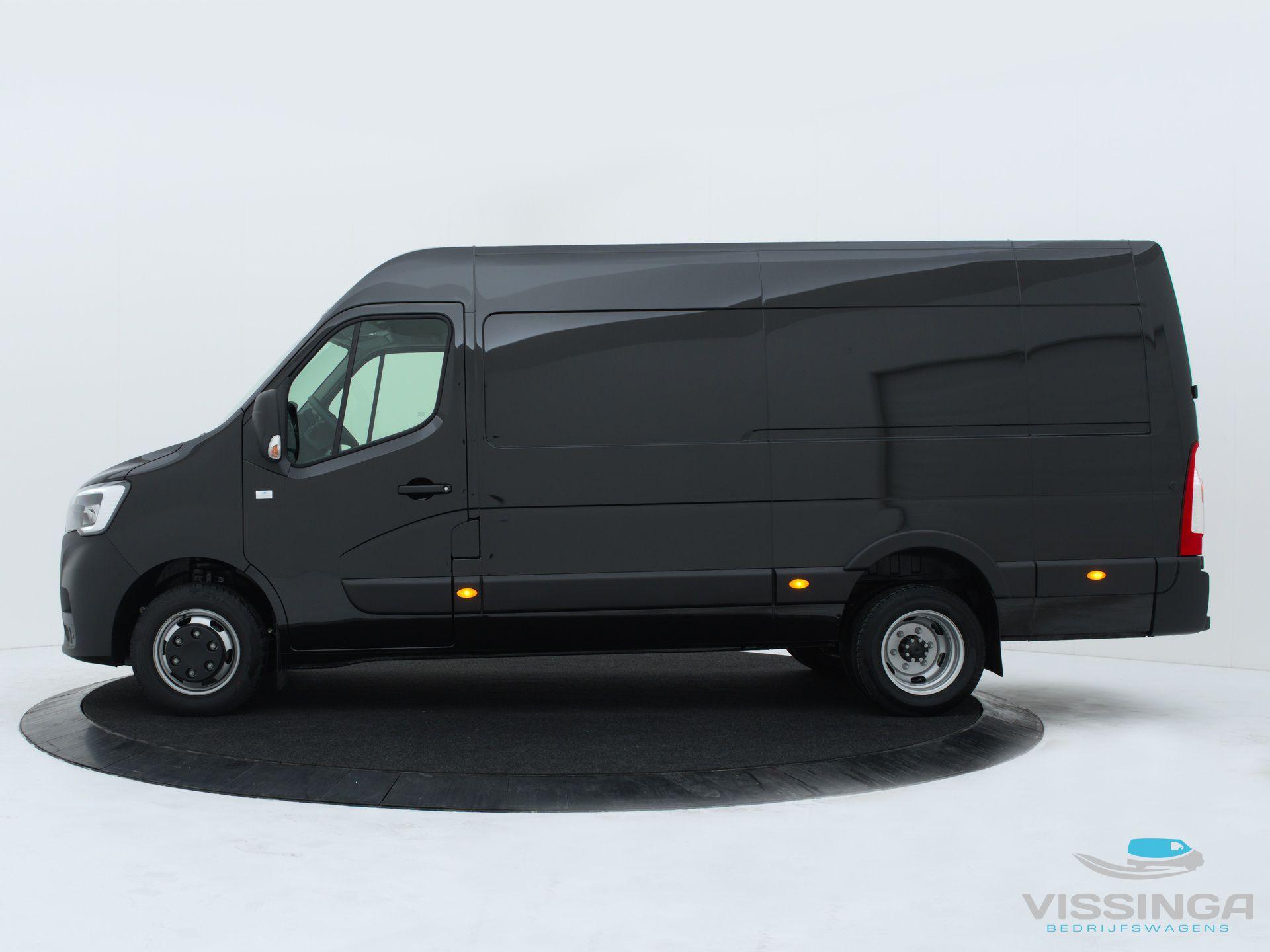 Foto 4 van Renault Master T35 2.3 dCi L3H2 165 pk Twin-Turbo Heavy Duty