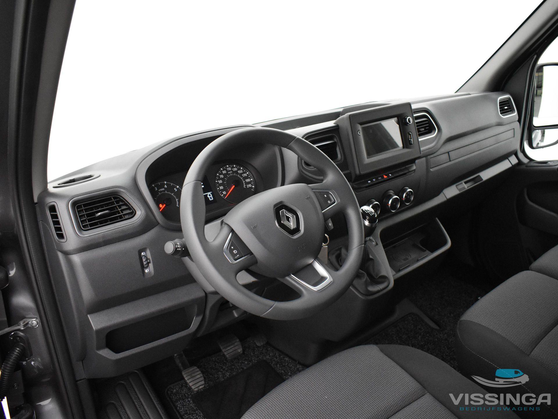 Foto 7 van Renault Master T35 2.3 dCi L3H2 180 pk 2x schuifdeur