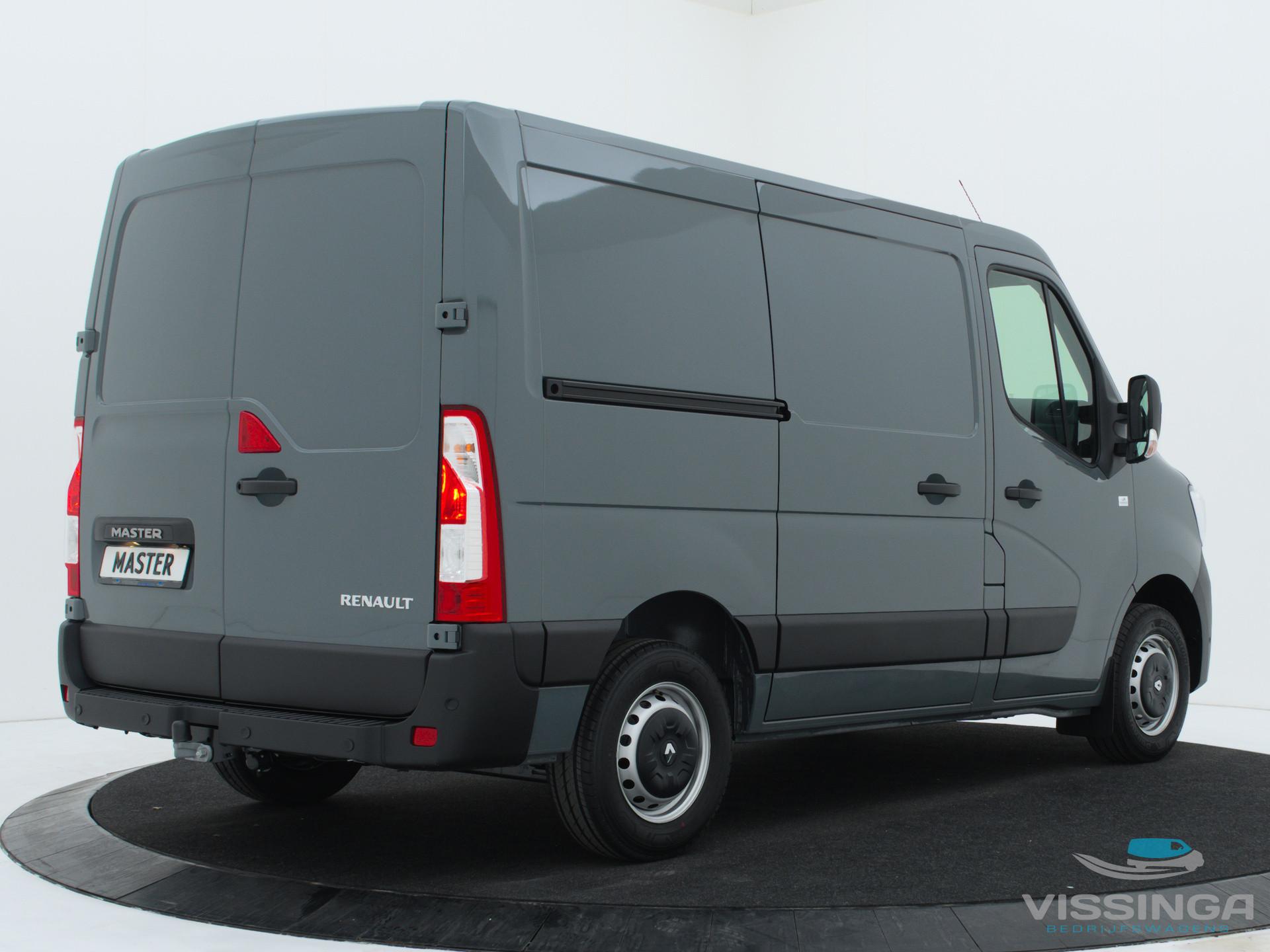 Foto 4 van Renault Master T28 2.3 dCi L1H1 135 pk Twin-Turbo