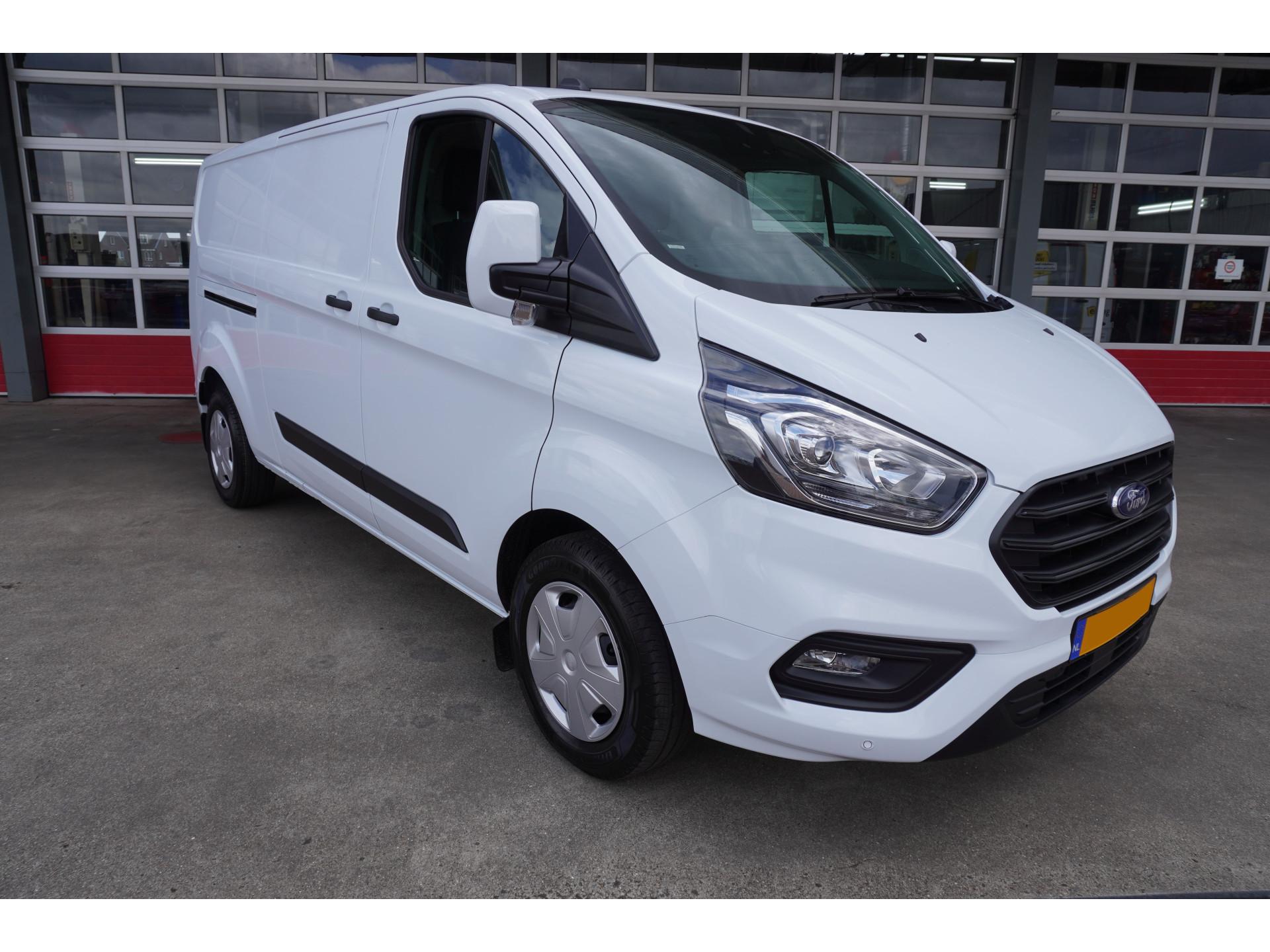 Foto 2 van Ford Transit Custom 300L 2.0 TDCI 130PK L2H1 Trend Automaat (Nr. V131)