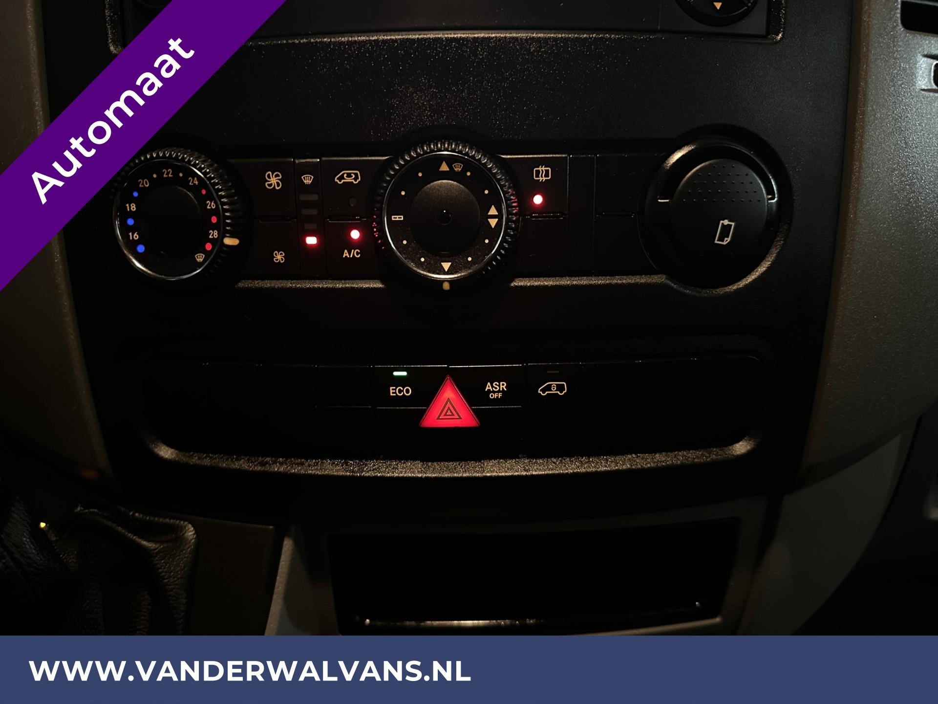 Foto 4 van Mercedes-Benz Sprinter 314 CDI Automaat Bakwagen Laadklep Zijdeur Euro6 Airco | Navigatie