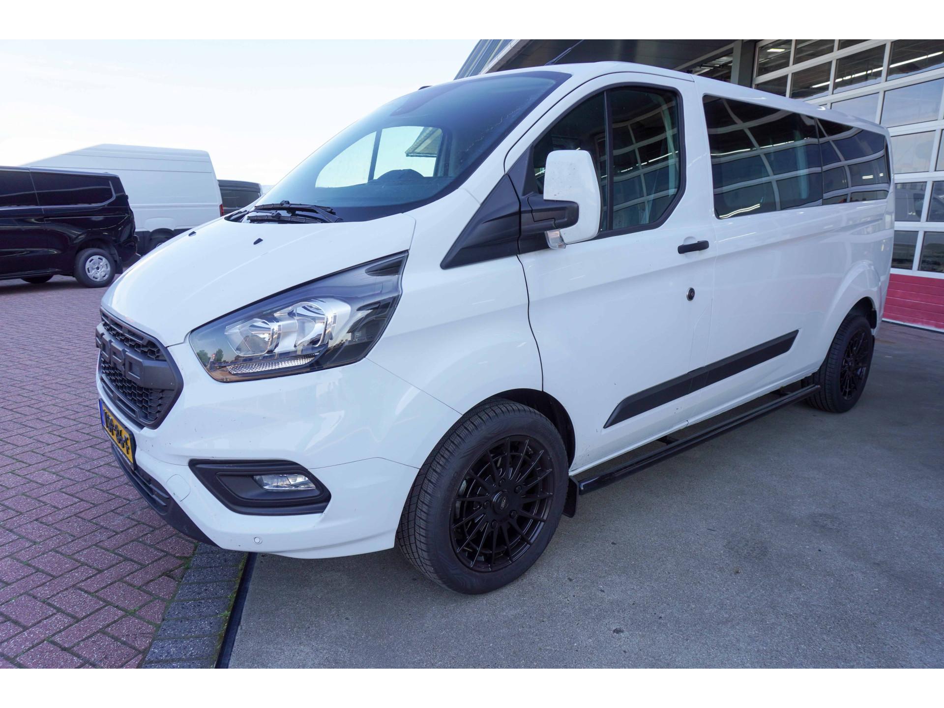 Foto 7 van Ford Transit Custom 320L 2.0 TDCI 130PK L2H1 Dubbel Cabine Trend