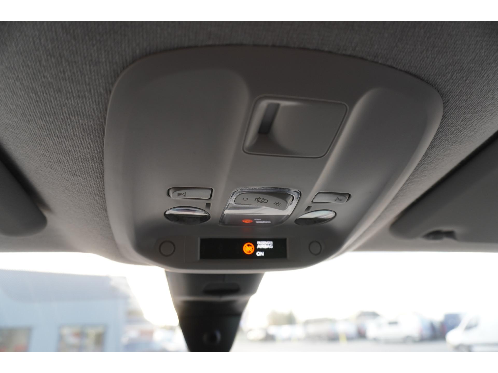 Foto 24 van Fiat Scudo 2.0 MultiJet 145PK L2H1 SX Schuifdeur L / R