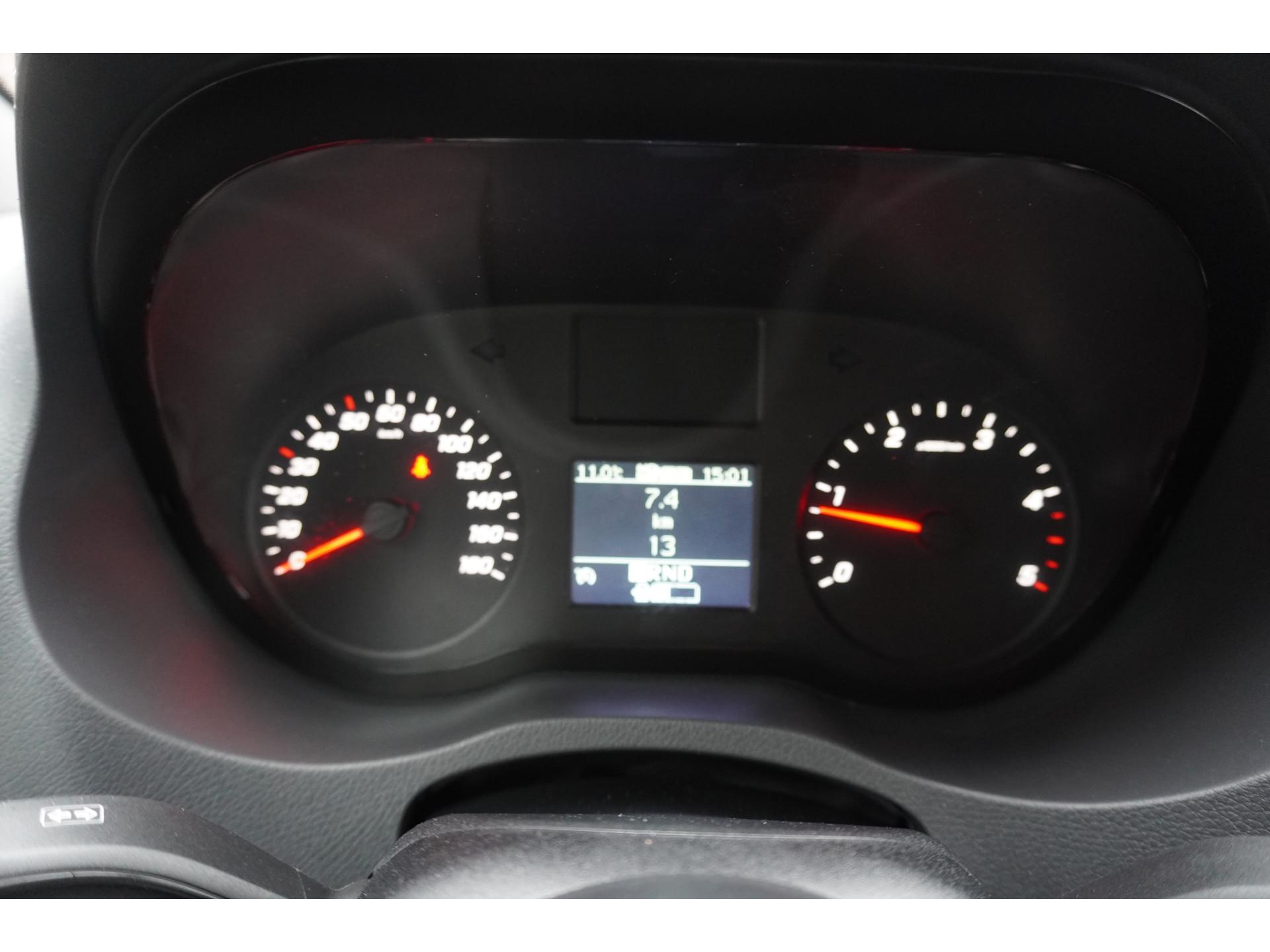 Foto 18 van Mercedes-Benz Sprinter 317 CDI 170PK L3H2 RWD Automaat