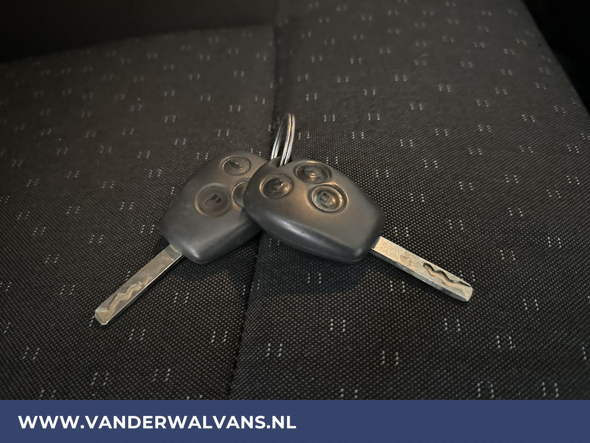 Foto 19 van Opel Movano 2.3 CDTI BiTurbo 145pk L2H2 Euro6 Airco | Imperiaal | Navigatie | Camera