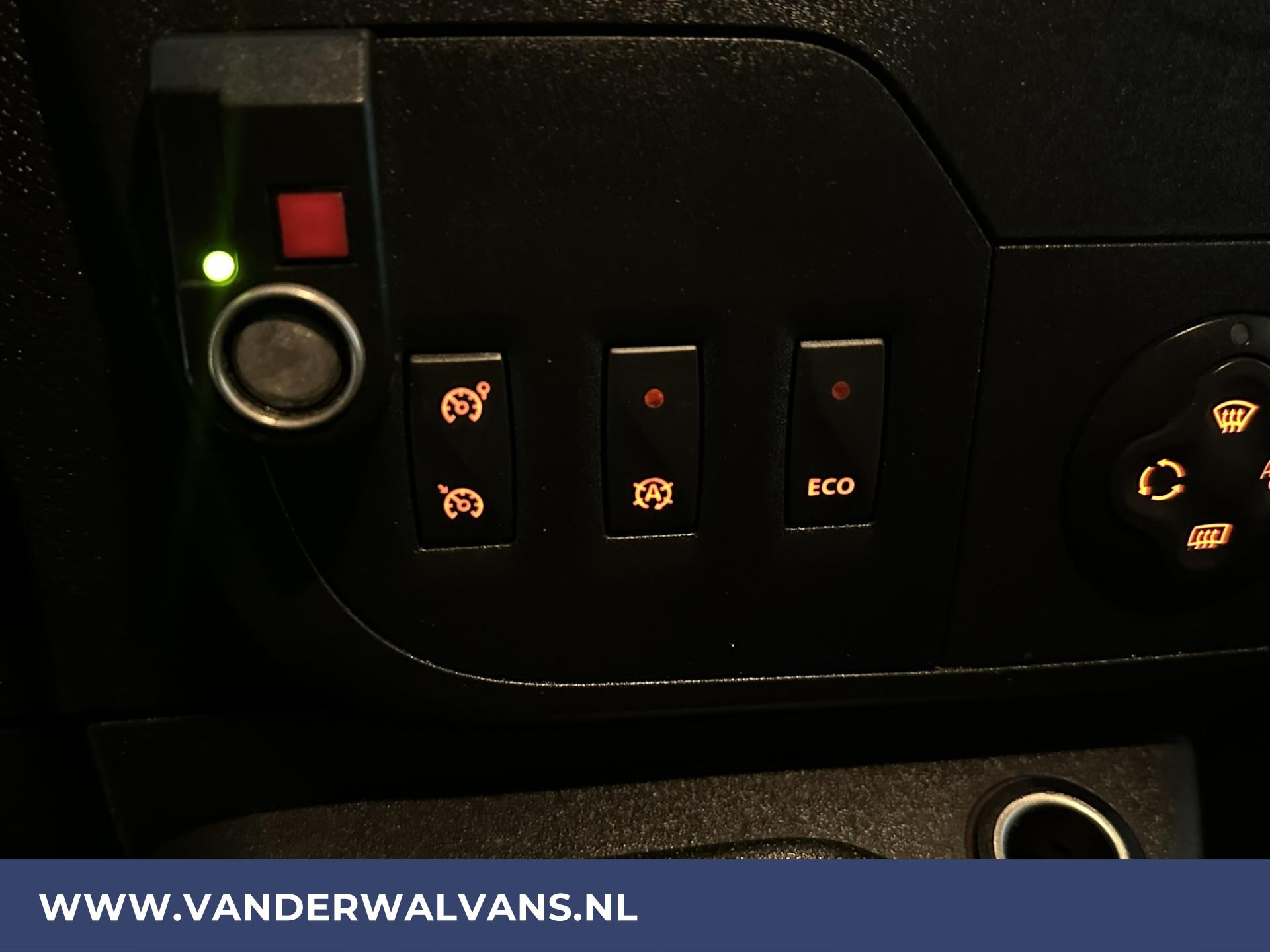 Foto 7 van Opel Movano 2.3 CDTI BiTurbo 145pk L2H2 Euro6 Airco | Imperiaal | Navigatie | Camera