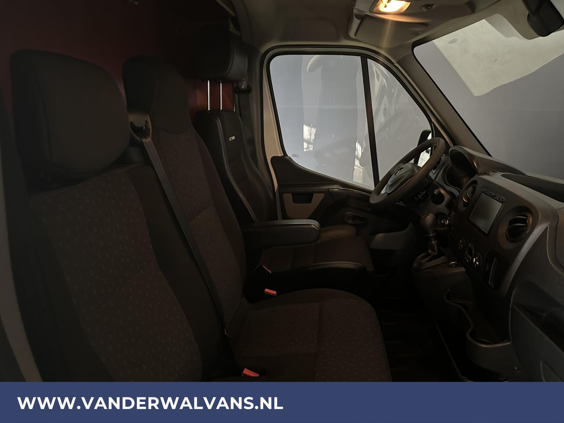Foto 8 van Opel Movano 2.3 CDTI BiTurbo 145pk L2H2 Euro6 Airco | Imperiaal | Navigatie | Camera
