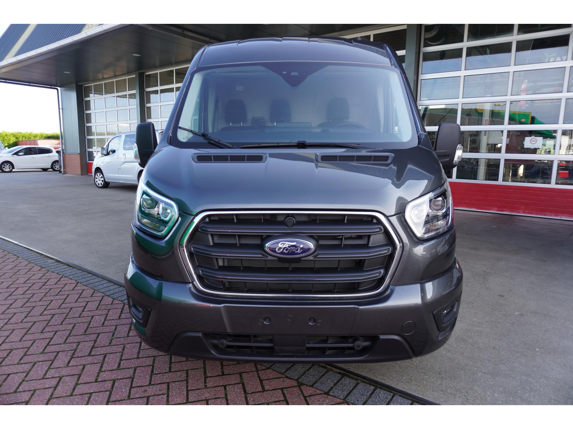 Foto 6 van Ford Transit 350L 2.0 TDCI 170PK L3H2 Limited Automaat