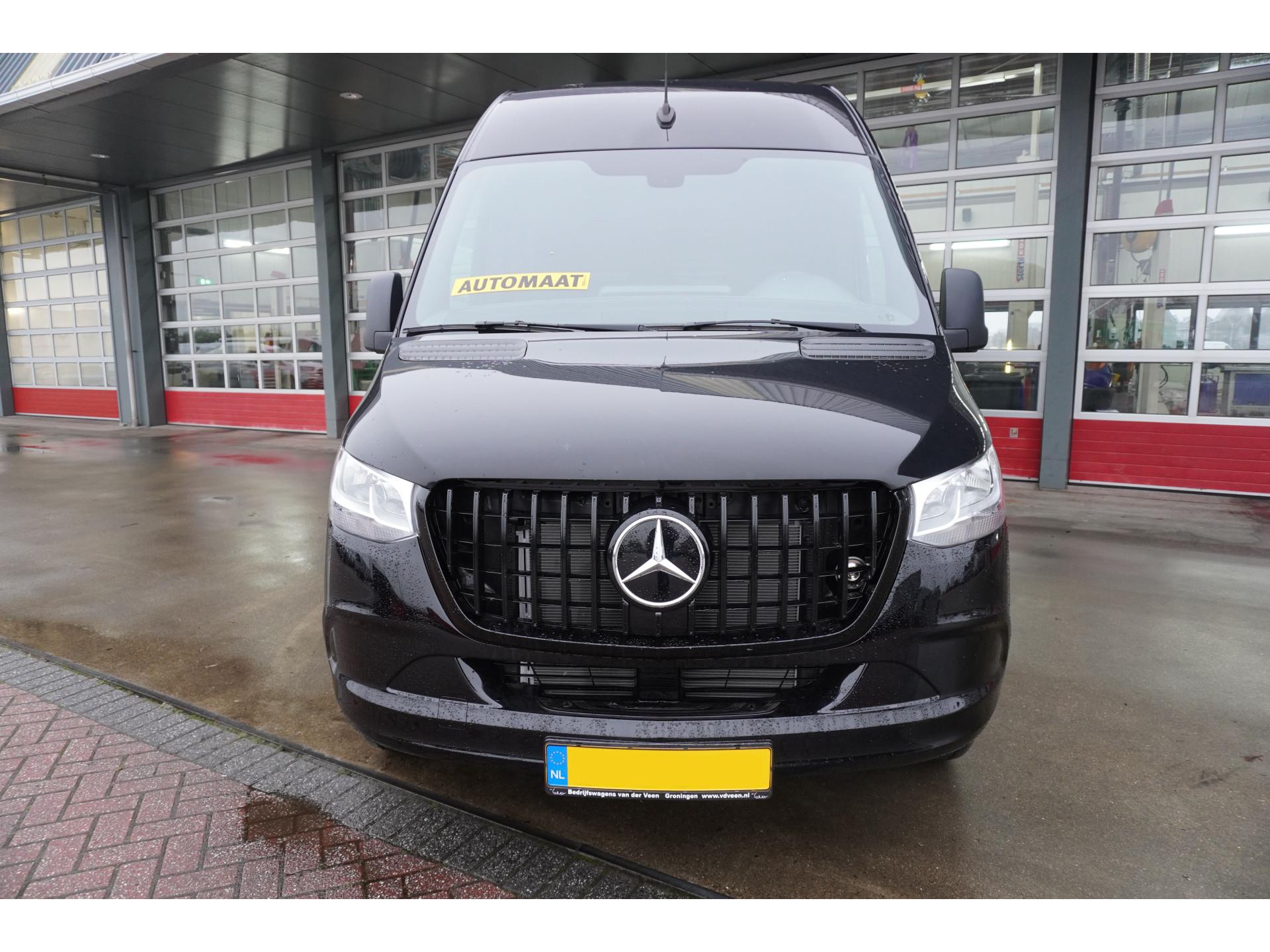 Foto 15 van Mercedes-Benz Sprinter 317 CDI 170PK L3H2 RWD Automaat