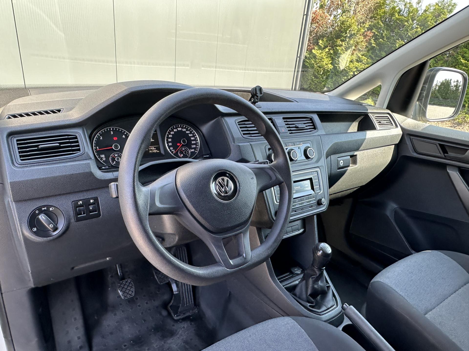 Foto 6 van Volkswagen Caddy 2.0 TDI EURO 6 / L1H1 / ZEER NETTE AUTO / TREKHAAK / AIRCO / RAMEN ACHTER