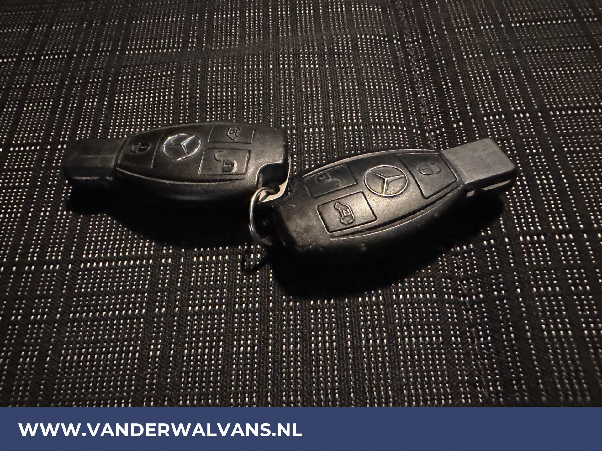 Foto 17 van Mercedes-Benz Vito 114 CDI 136pk L2H1 Euro6 Airco | Camera | Dakdragers