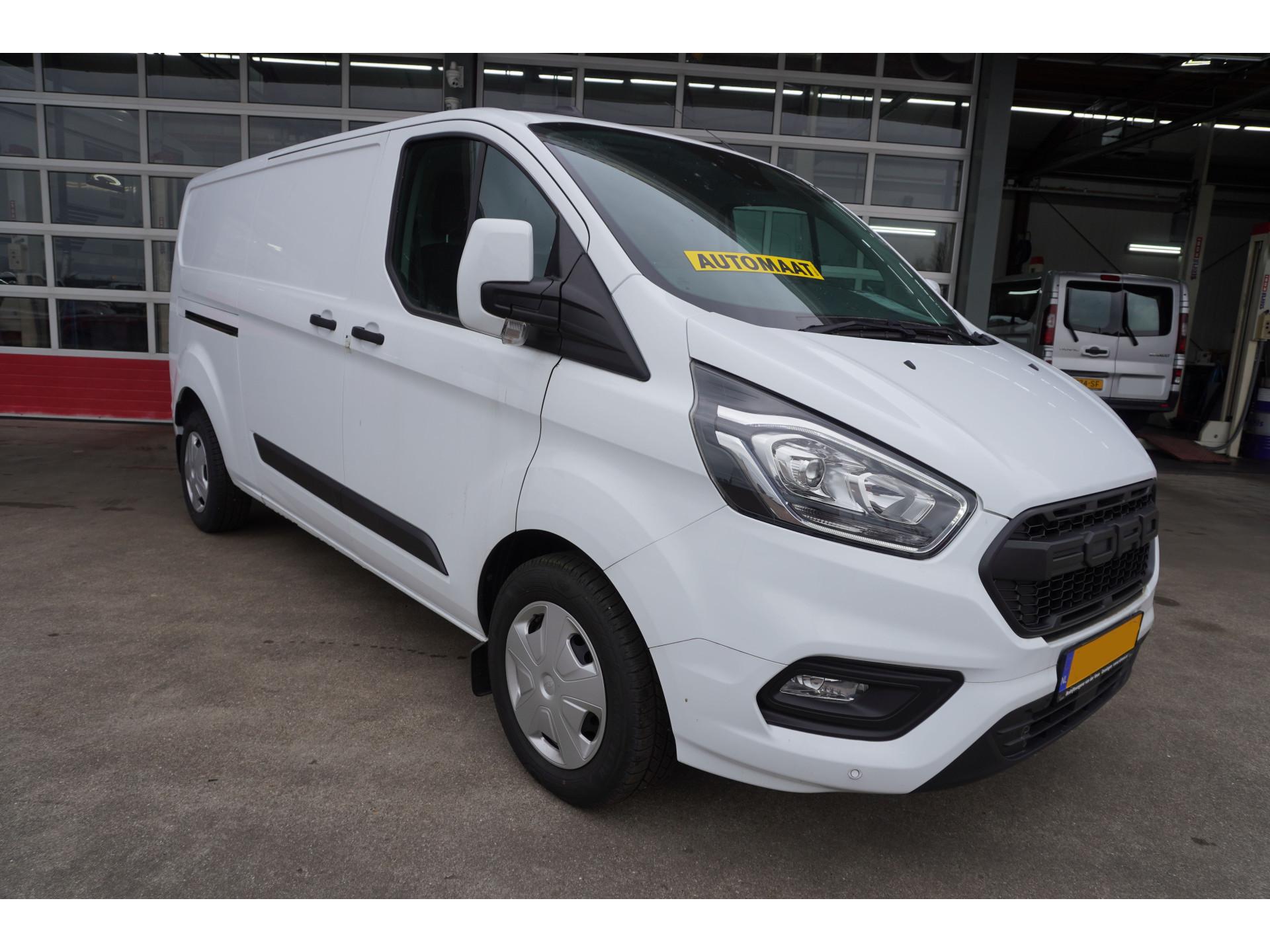 Foto 2 van Ford Transit Custom 340L 2.0 TDCI 130PK L2H1 Trend Automaat