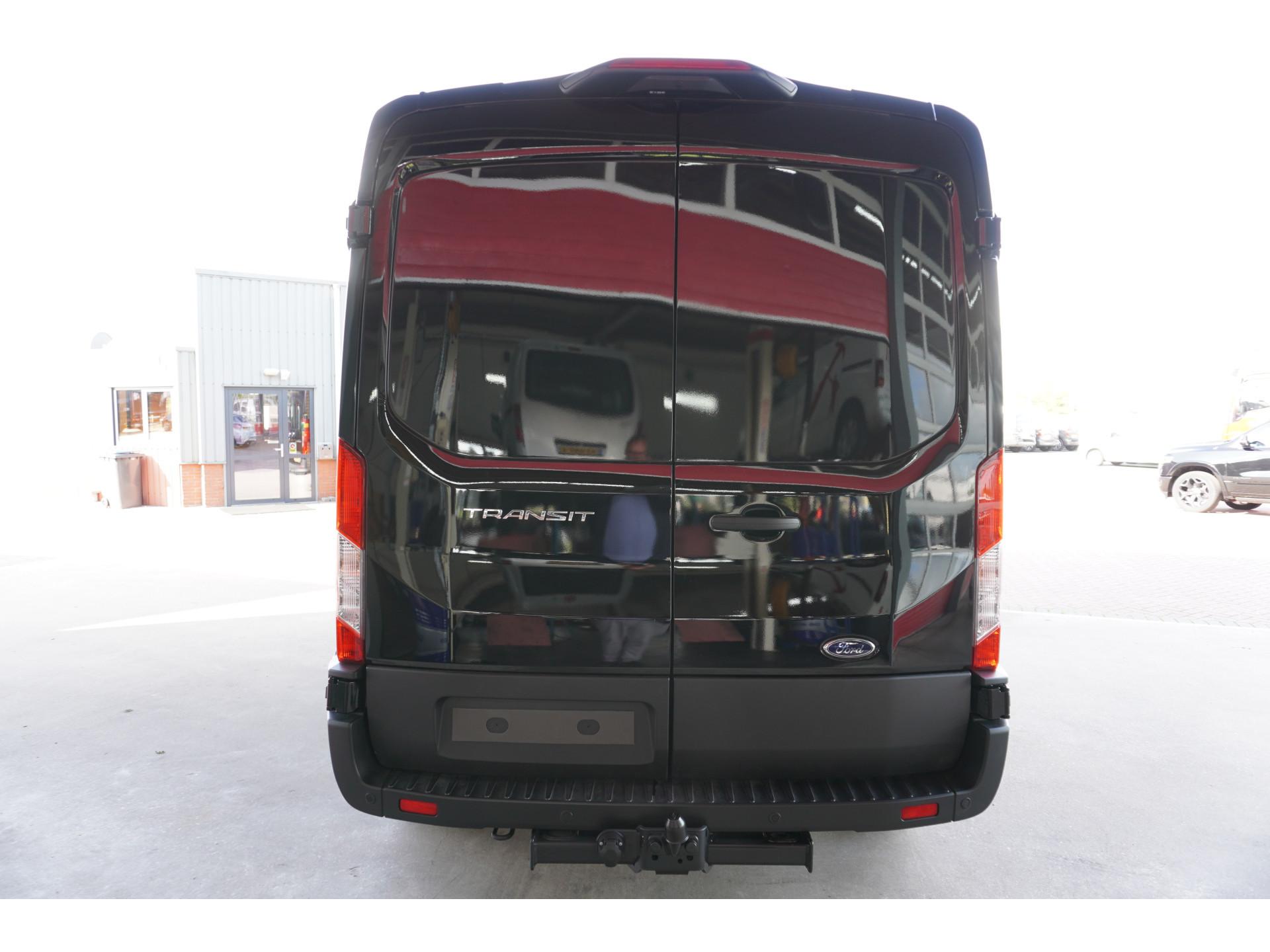 Foto 11 van Ford Transit 350L 2.0 TDCI 170PK L3H2 Trail