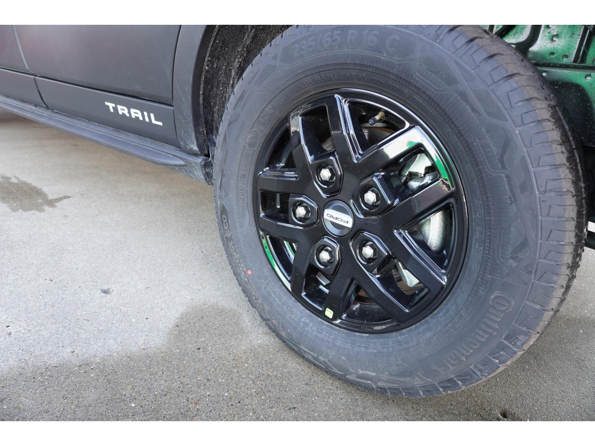 Foto 18 van Ford Transit 350L 2.0 TDCI 170PK L3H2 Trail