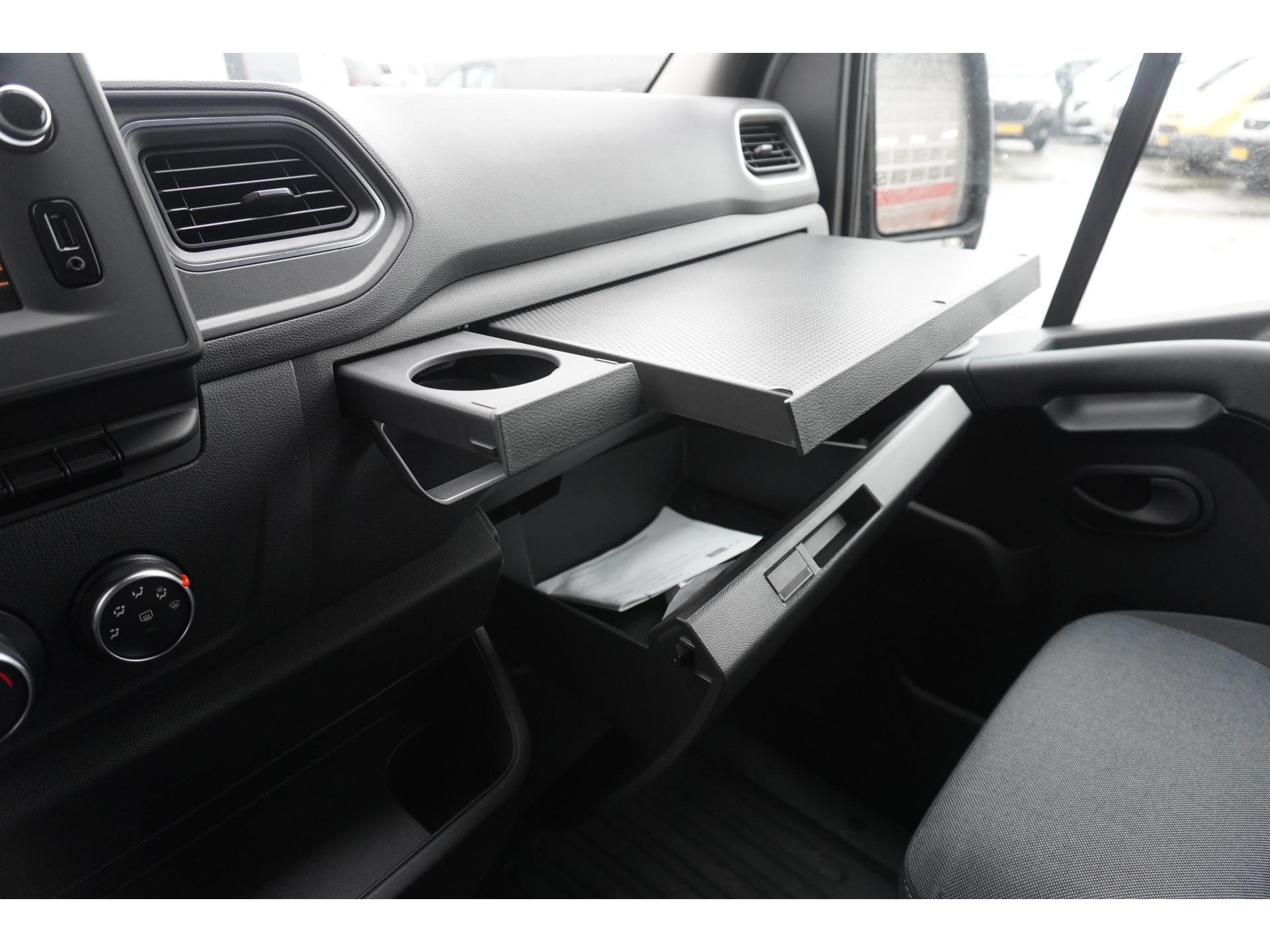 Foto 13 van Renault Master T35 2.3 dCi 145PK L3 Meubelbak met Deuren