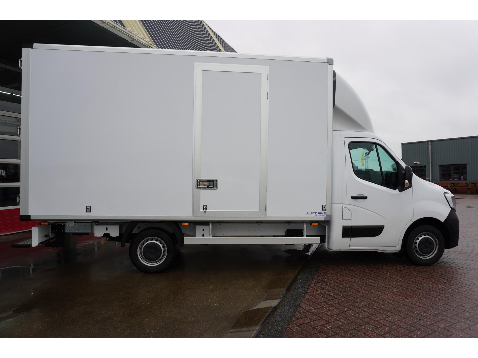 Foto 3 van Renault Master T35 2.3 dCi 145PK L3 Meubelbak met Deuren