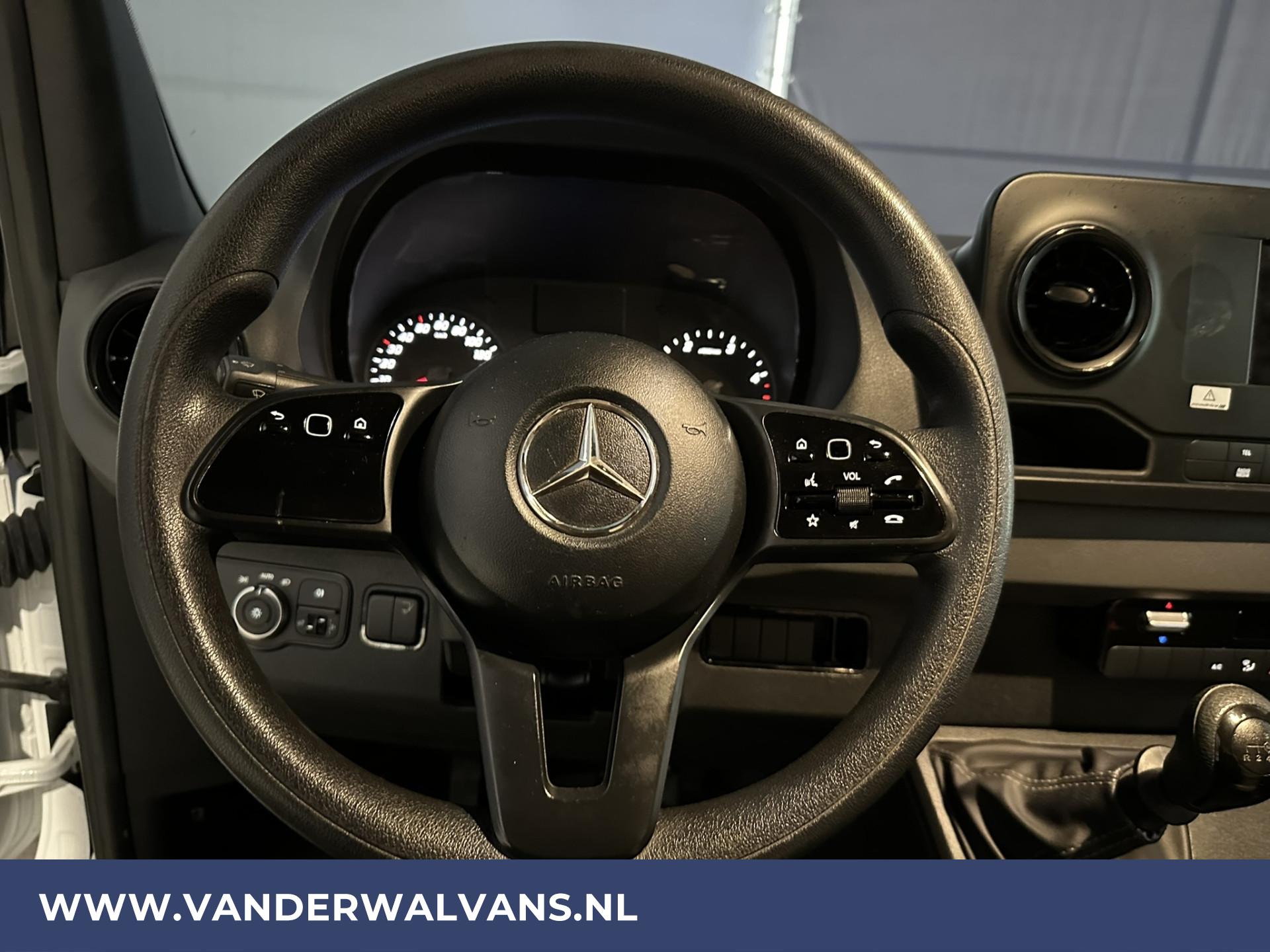 Foto 16 van Mercedes-Benz Sprinter 314 CDI Bakwagen Laadklep Zijdeur Euro6 Airco | Camera | 980kg laadvermogen
