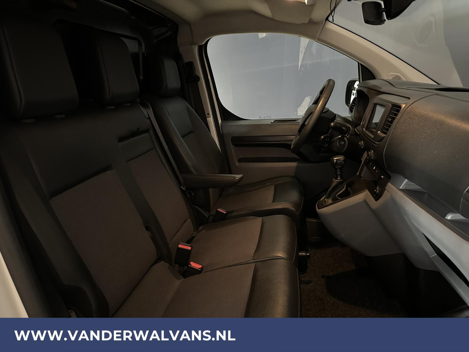 Foto 13 van Opel Vivaro 1.5CDTI 120pk L2H1 Euro6 Airco | Cruise | Parkeersensoren