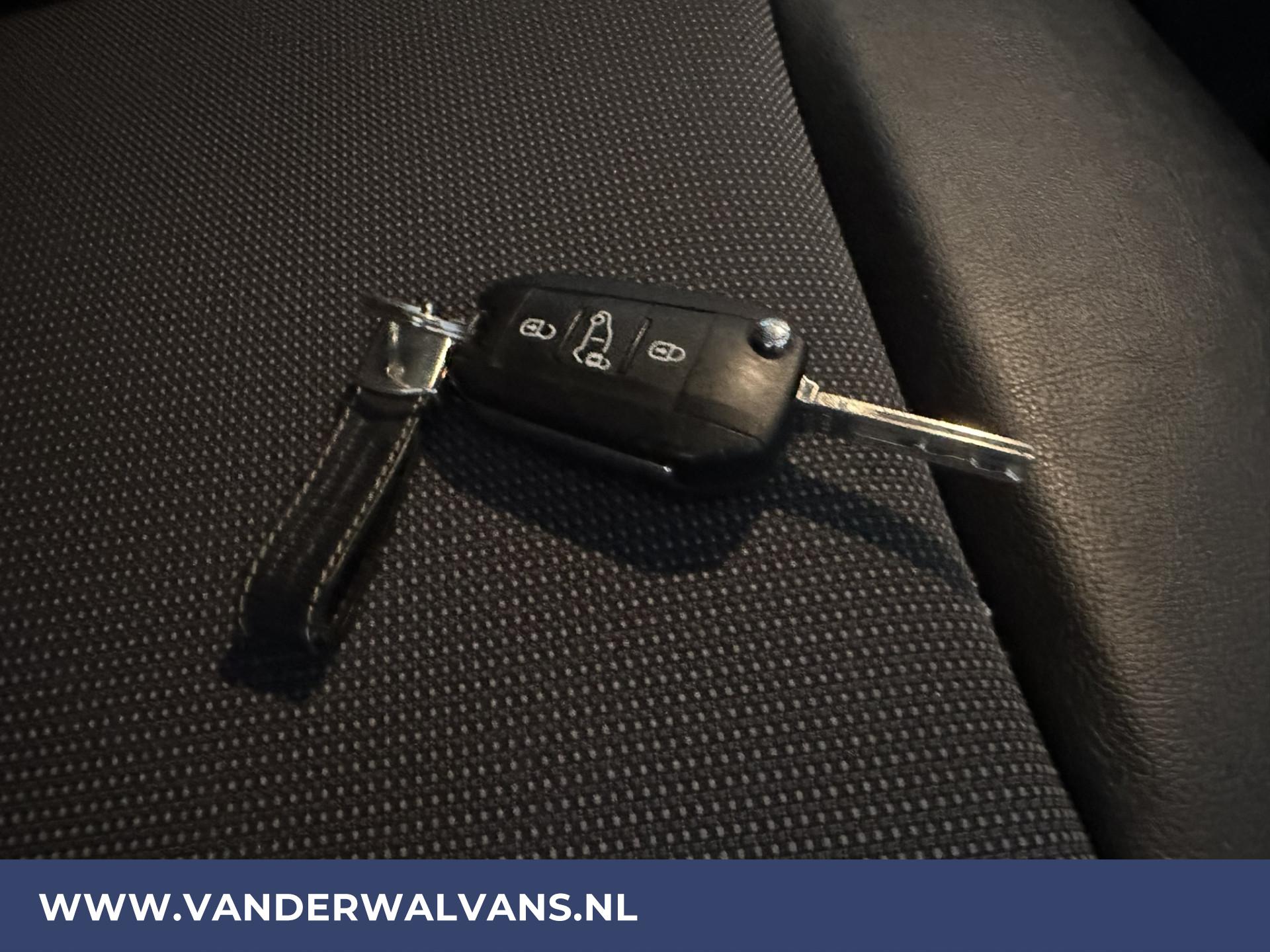 Foto 17 van Opel Vivaro 1.5CDTI 120pk L2H1 Euro6 Airco | Cruise | Parkeersensoren