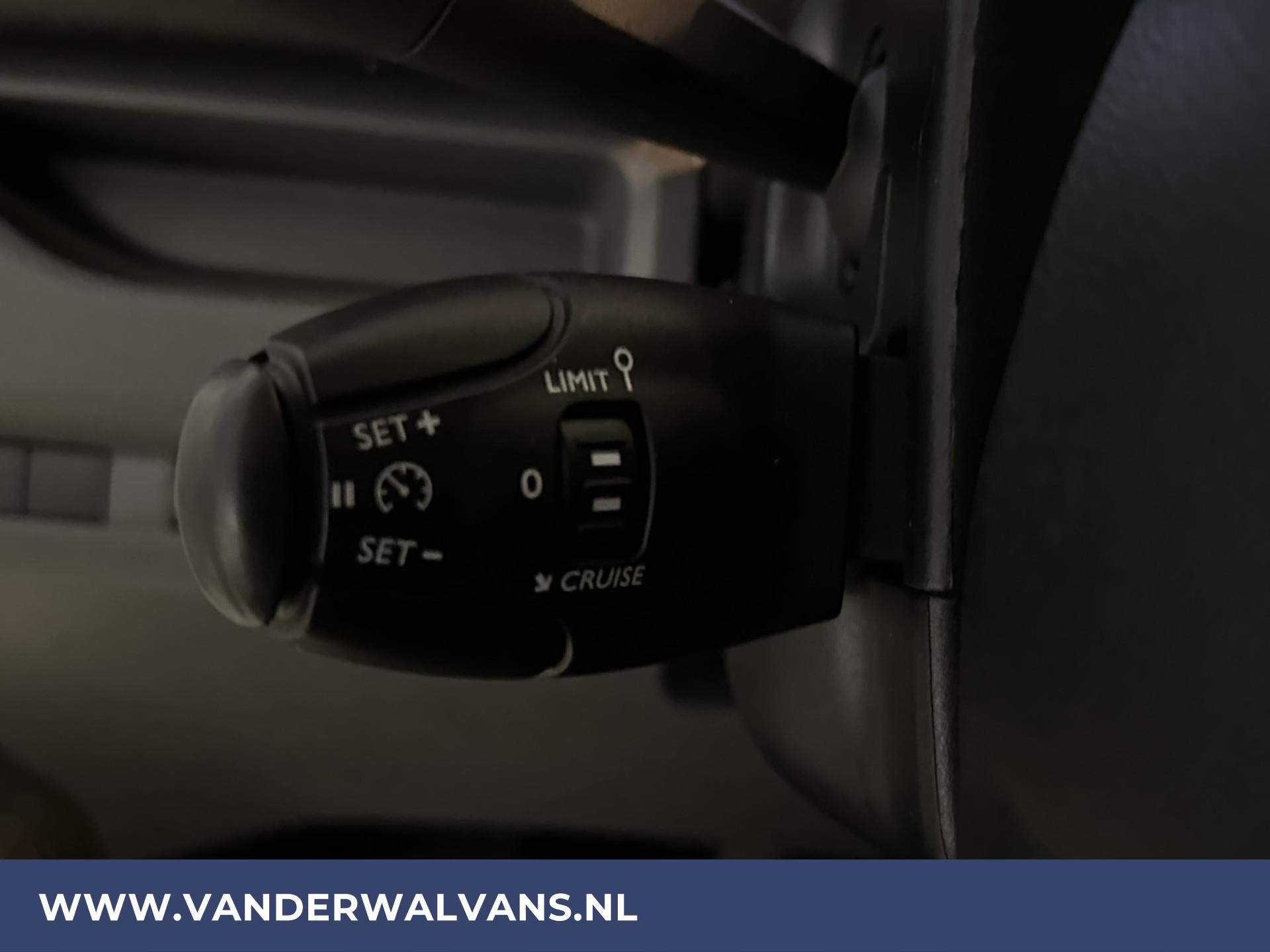 Foto 7 van Opel Vivaro 1.5CDTI 120pk L2H1 Euro6 Airco | Cruise | Parkeersensoren