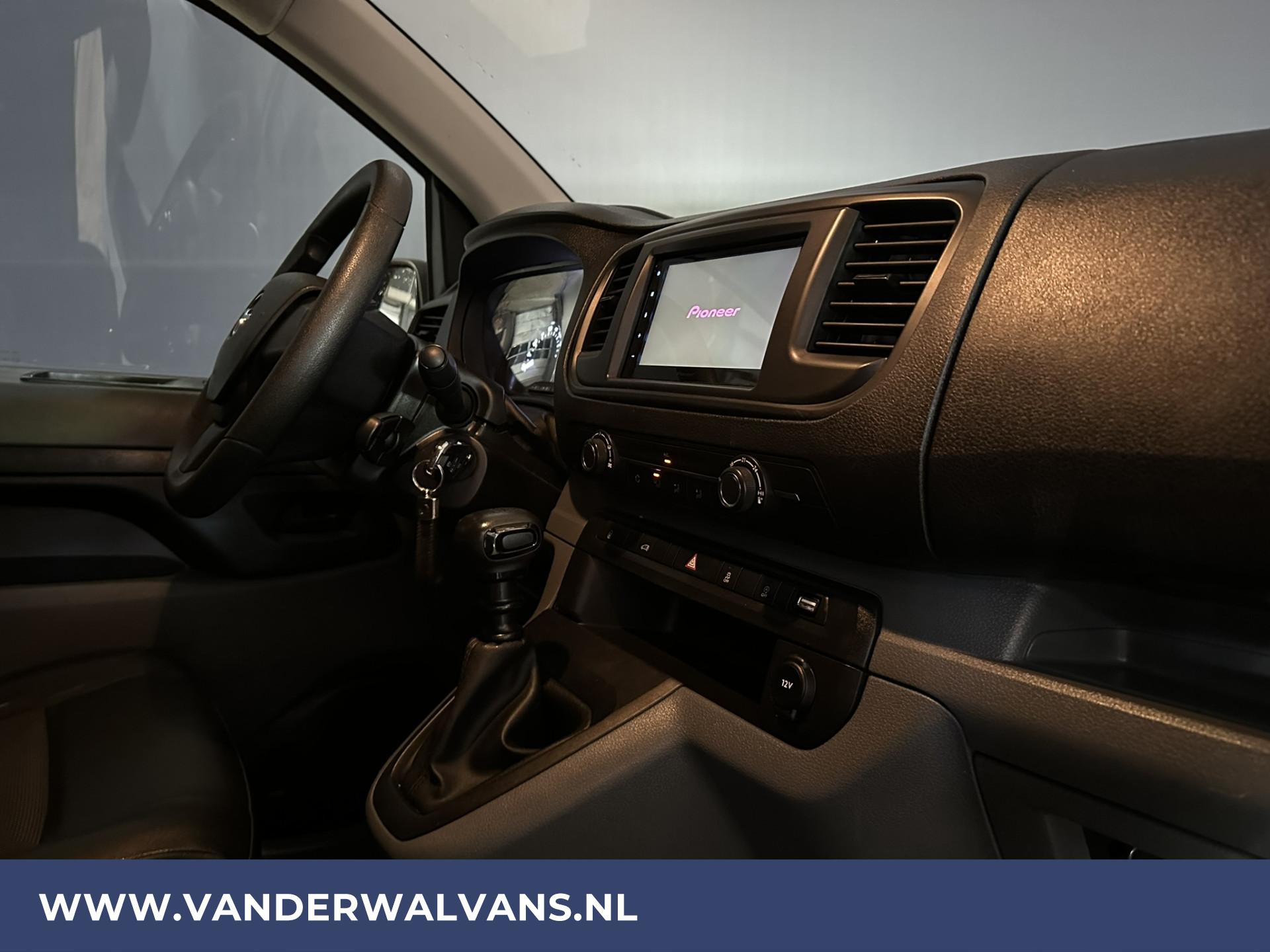 Foto 8 van Opel Vivaro 1.5CDTI 120pk L2H1 Euro6 Airco | Cruise | Parkeersensoren
