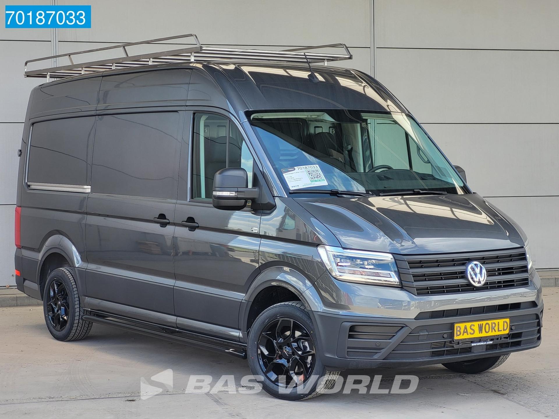 Foto 2 van Volkswagen Crafter 140pk Automaat L3H3 Imperiaal 18''Velgen Sidebars ACC LED Airco Cruise L2H2 11m3 Airco