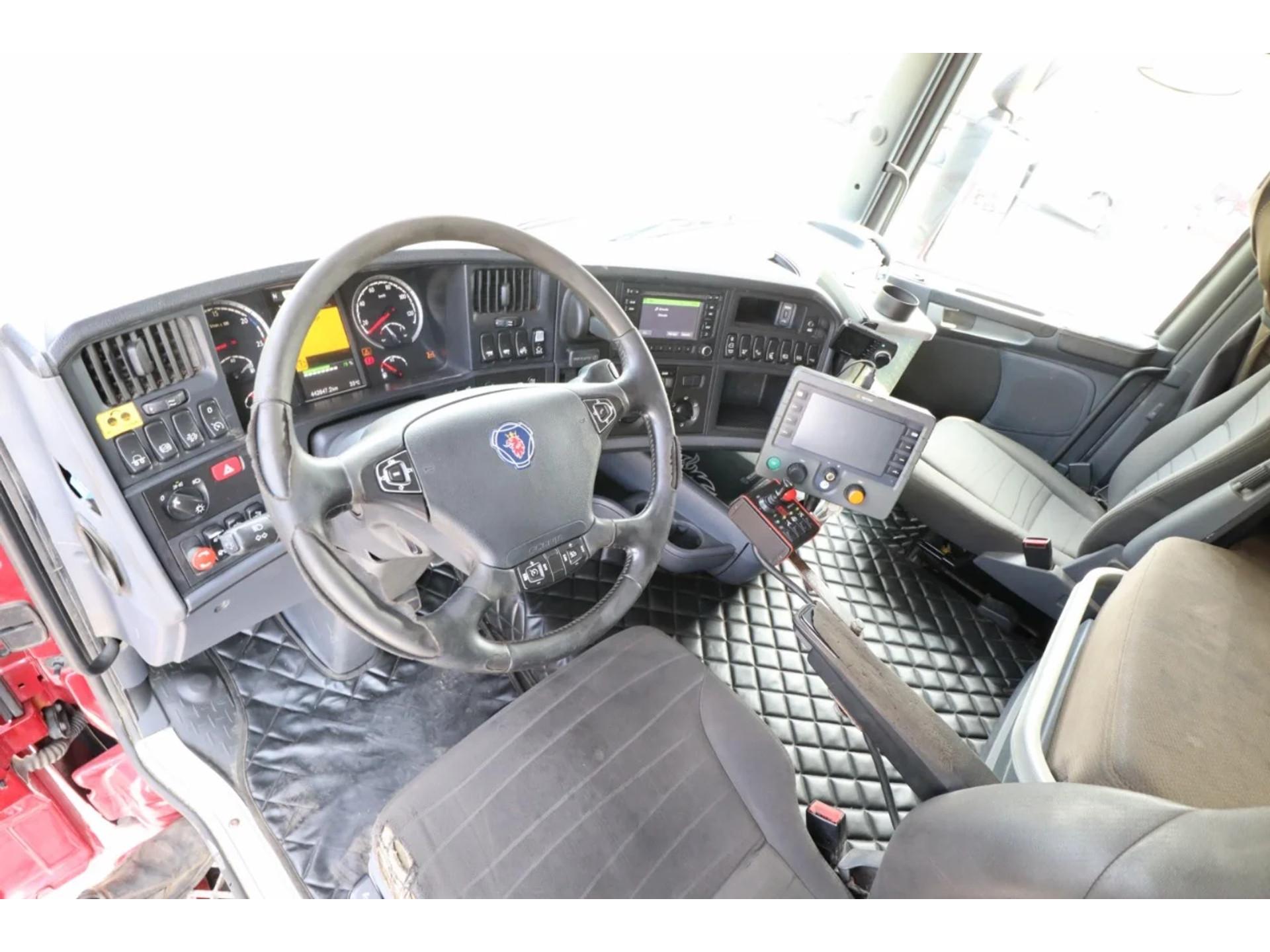Foto 16 van Scania R580 V8 R580 6X4 EURO 6 FULL STEEL RETARDER HUBREDUCTION