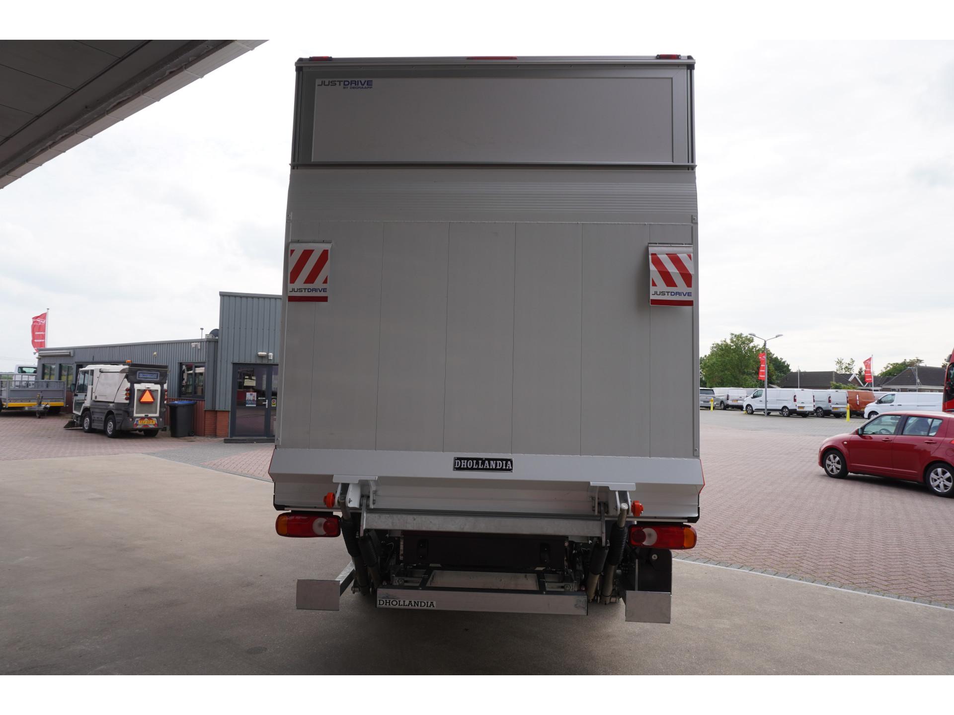 Foto 6 van Renault Master T35 2.3 dCi 165PK L4 Dubbel lucht Bakwagen met laadklep 1000KG